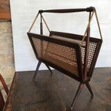 Magazine rack holder