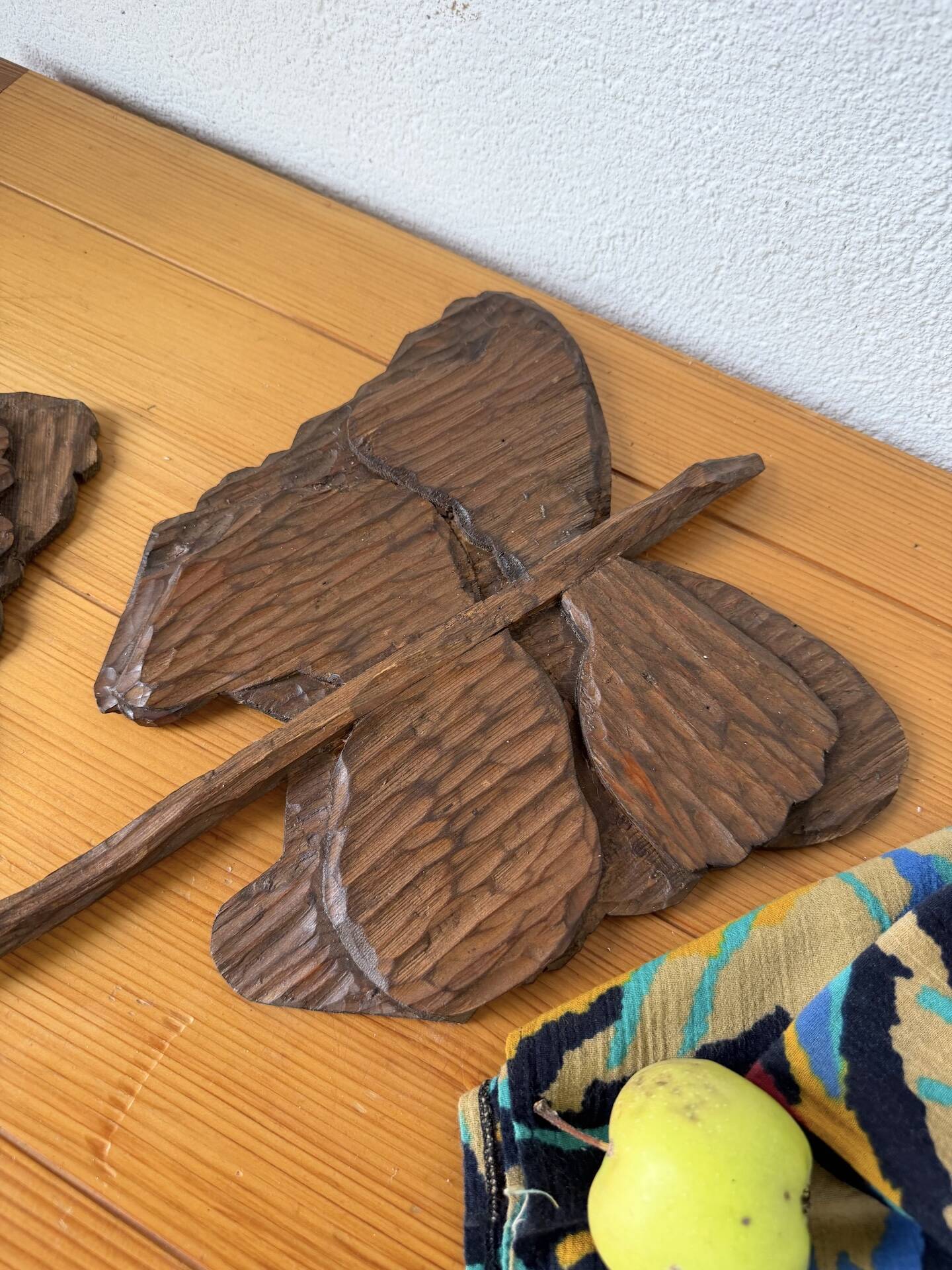 Set of 2 butterfly wall decorations sculptures 1900