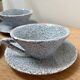 3 tasses de style Memphis