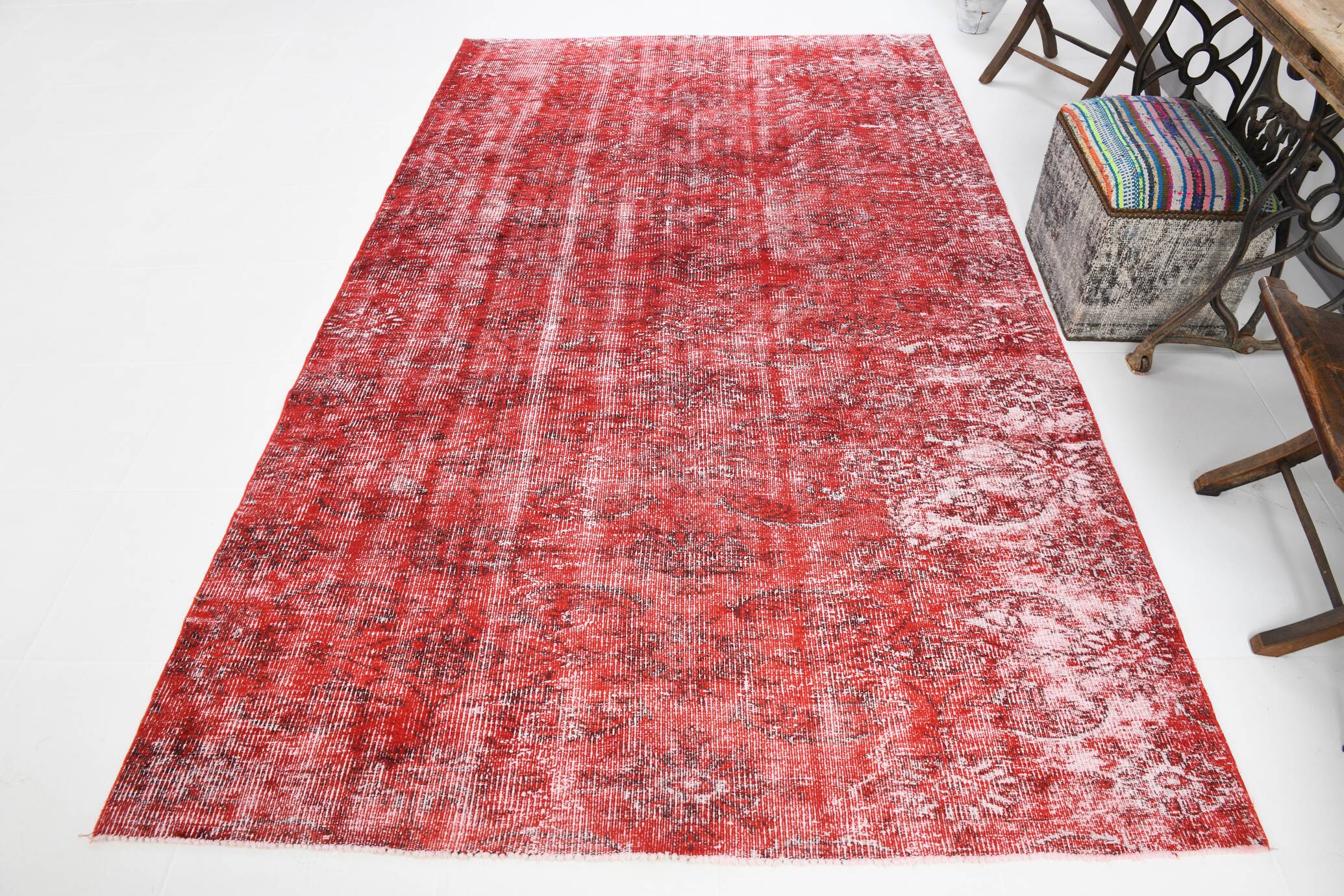 6x10 Rug For Dining Room Red Vintage Area Rug, 175x296Cm SK 3756