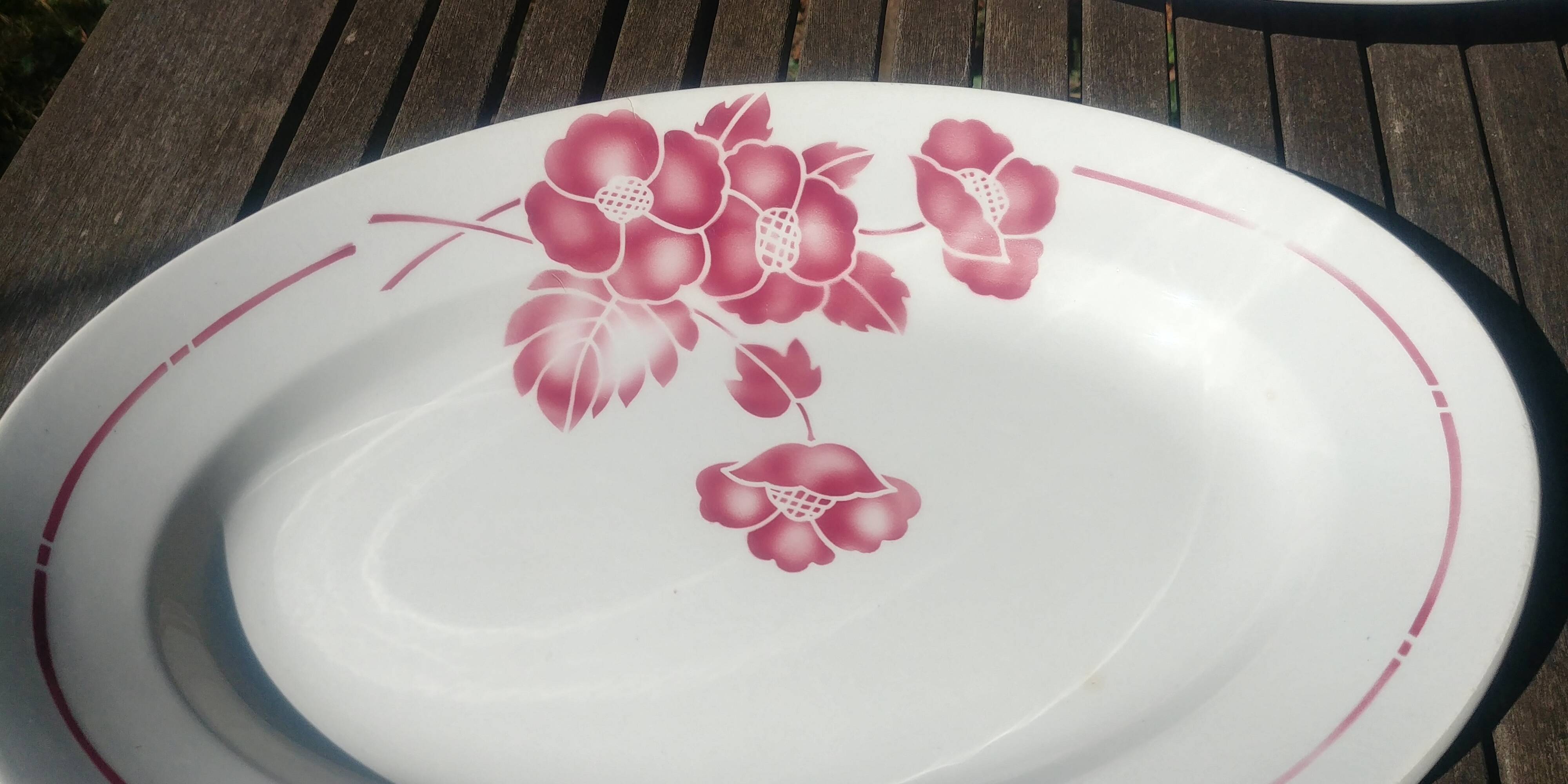 Two large Saint Amand edmont half-porcelain serving dishes