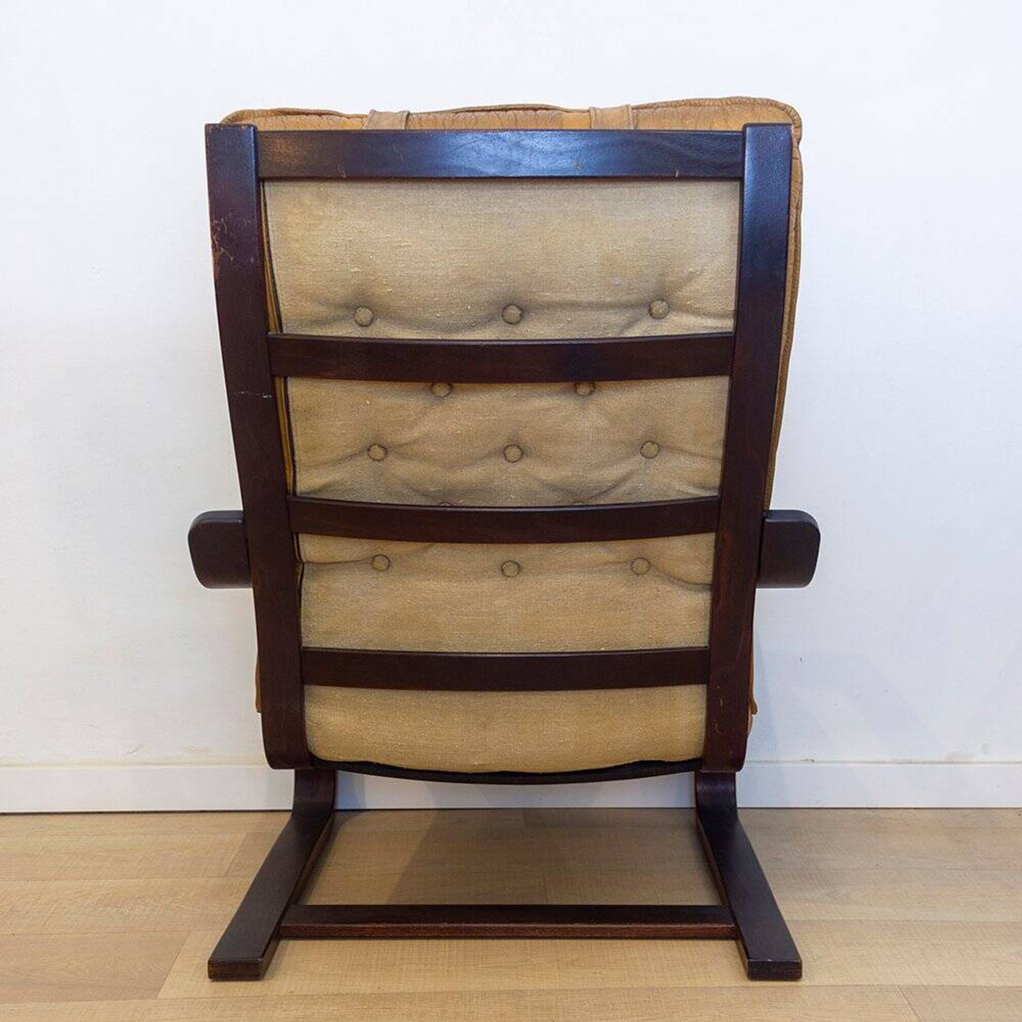 Fauteuil danois en cuir coloré, années 1970