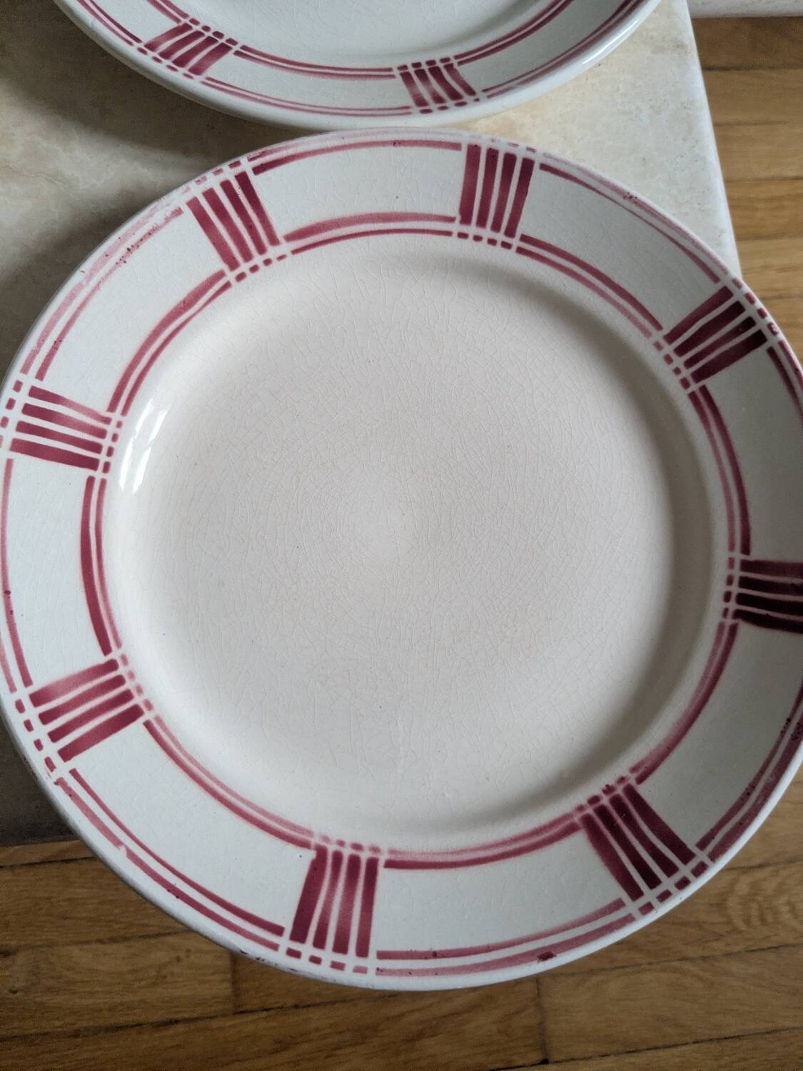 Six Badonviller dinner plates