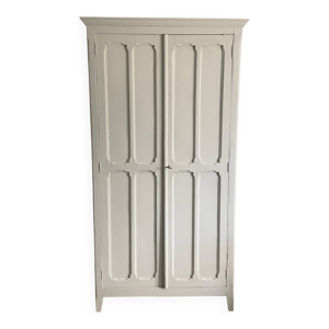 armoire parisienne