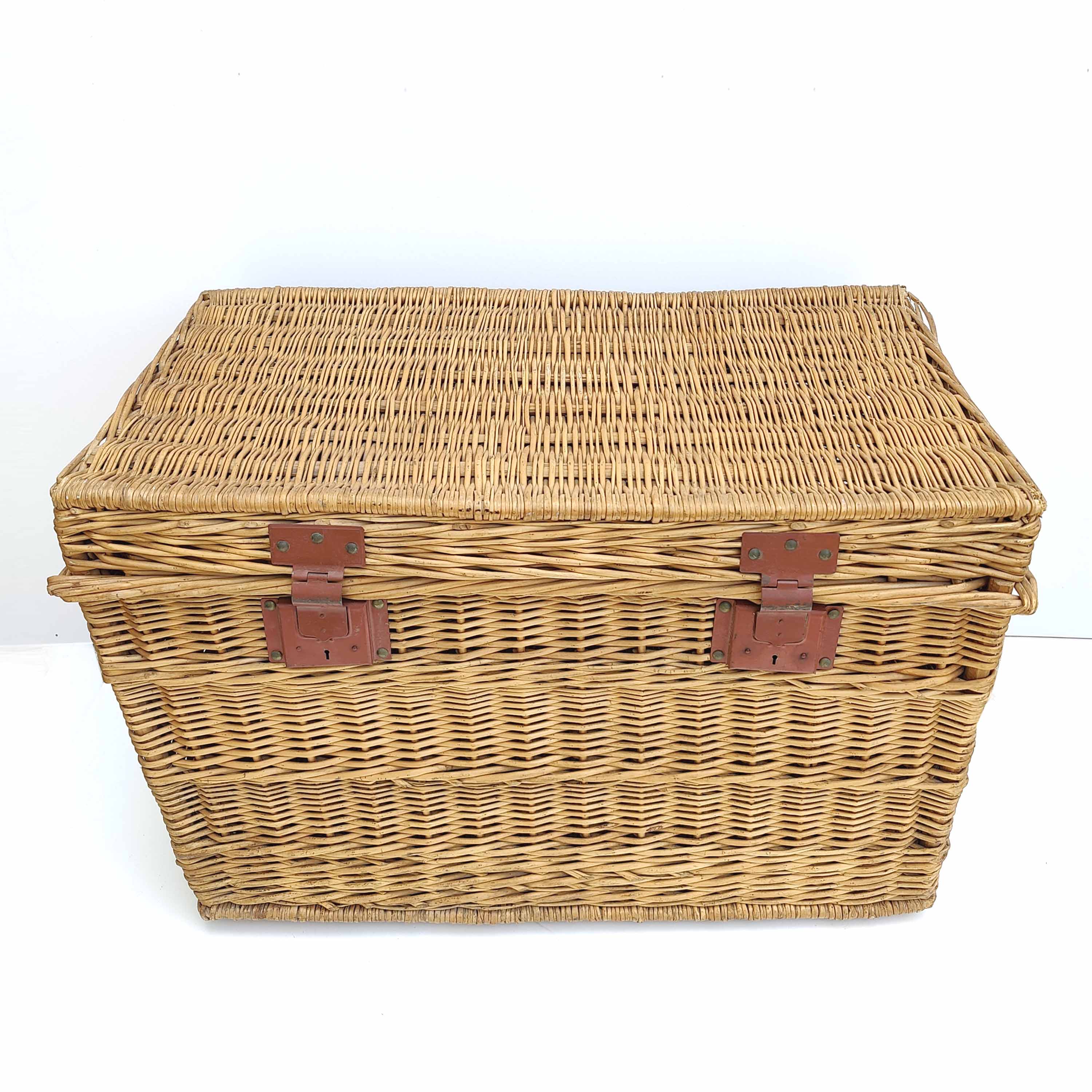 Vintage braided wicker trunk