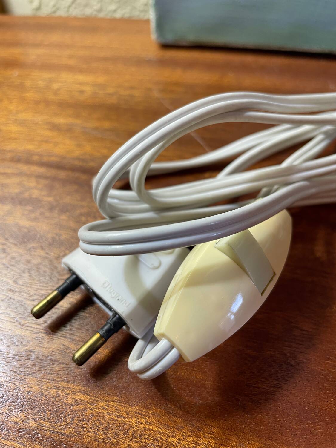 Art Deco lamp pink glass