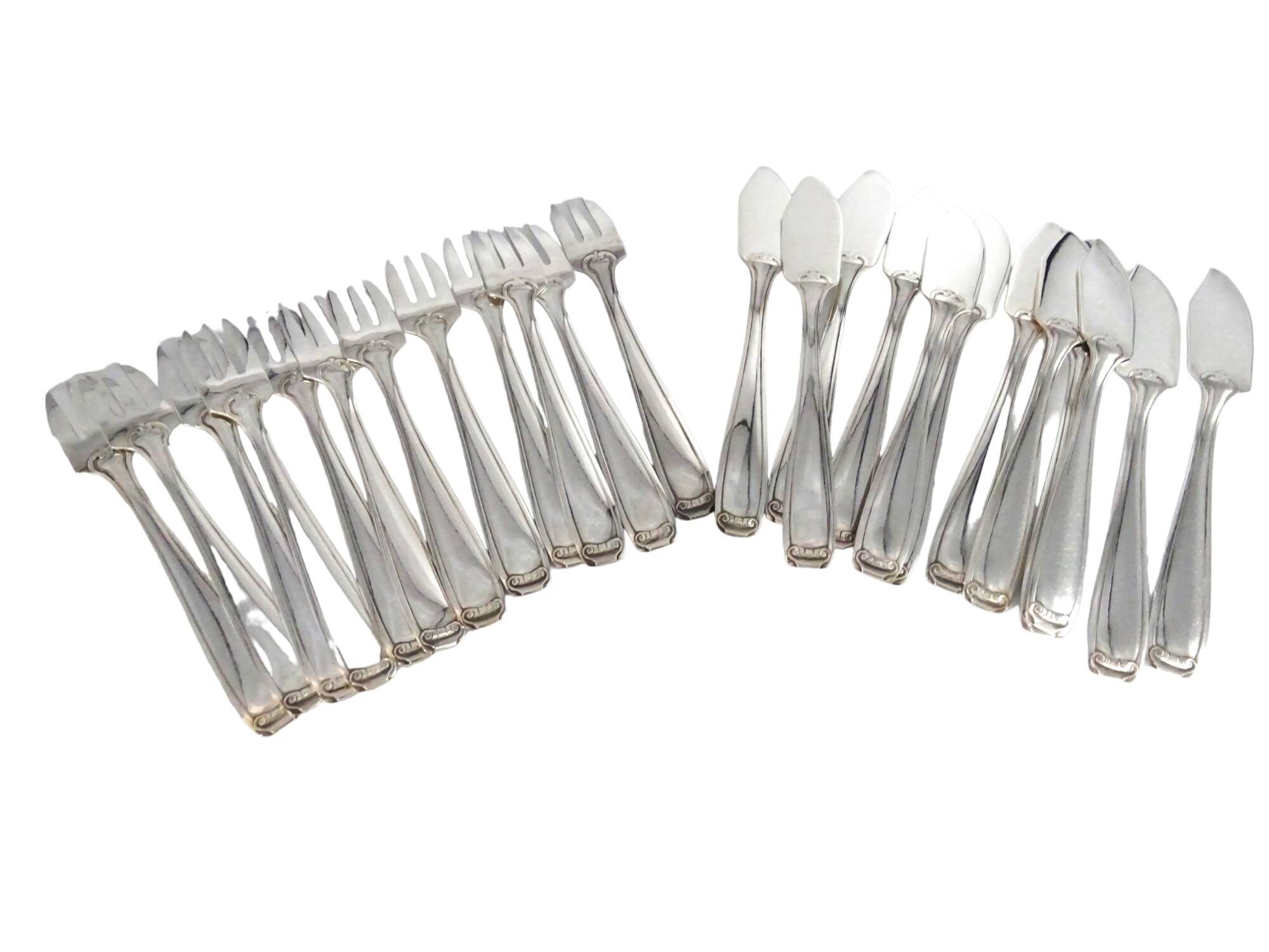 12 silver-plated fish forks and knives Frionnet François