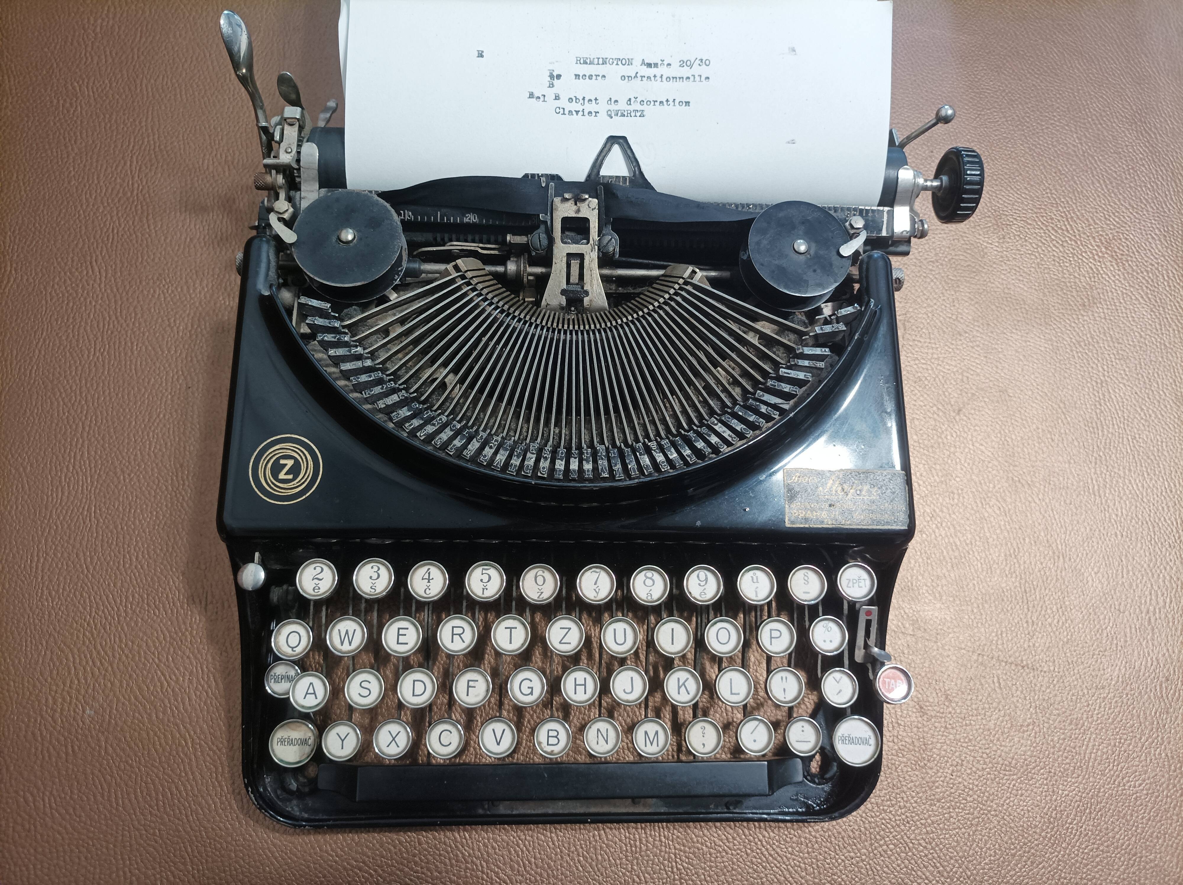 Remington portable collector typewriter 1930 model z