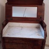 Commode coiffeuse dite chemin de fer en ronce de noyer