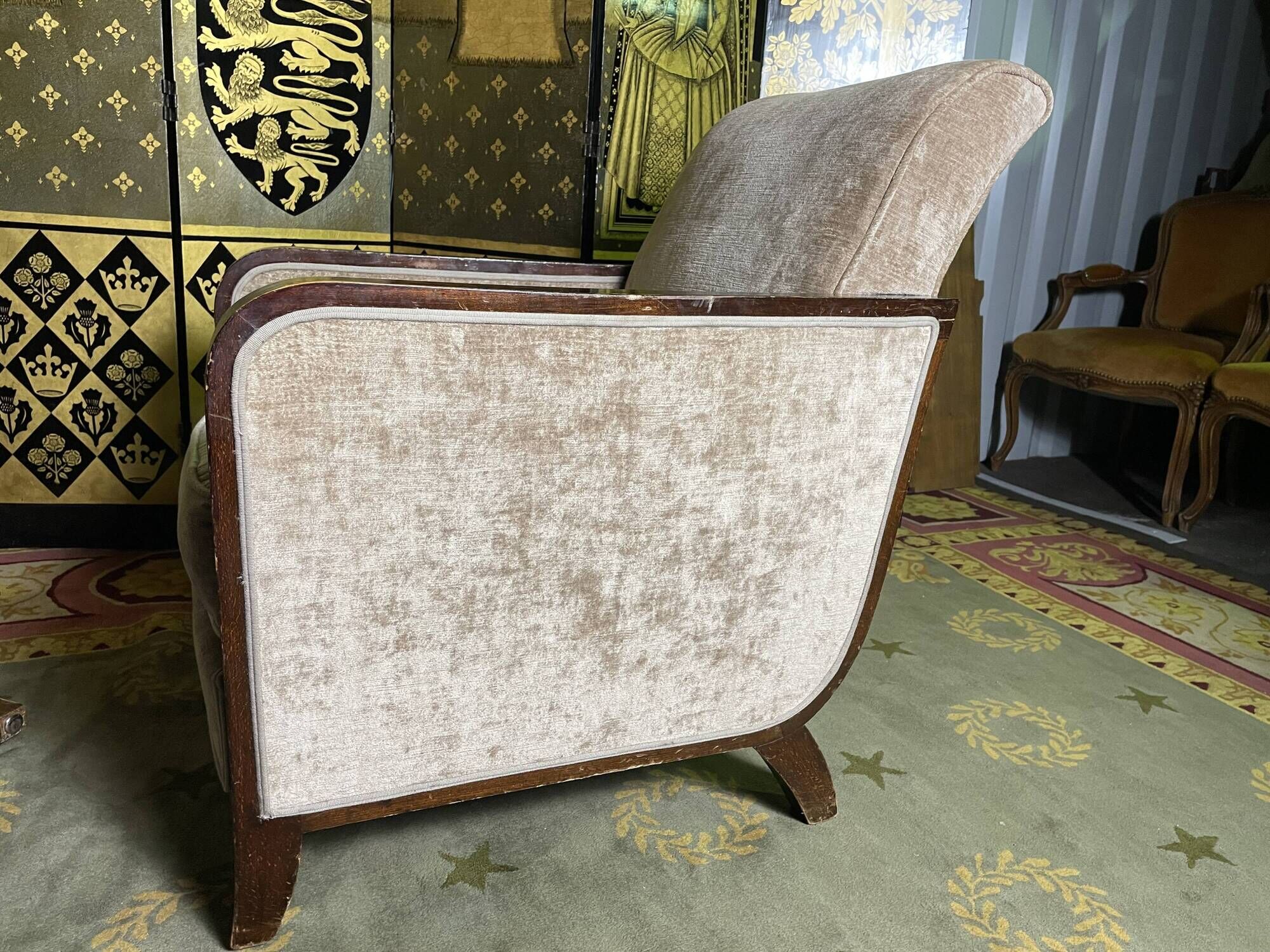 Pair of Art Deco armchairs in taupe velvet