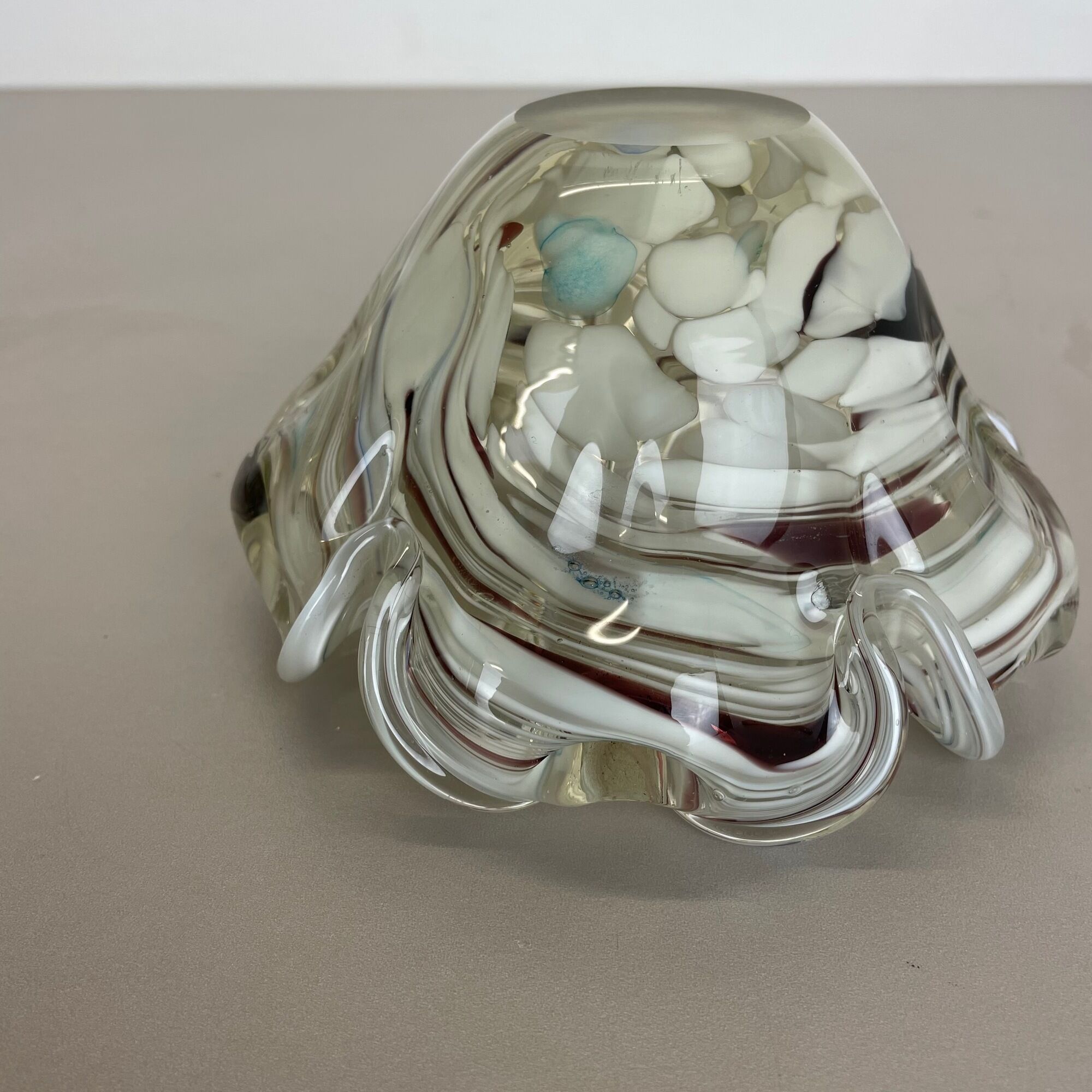 Murano Glass 1,1kg "FLORAL" Bowl Element Shell Ashtray Murano, Italy 1970s
