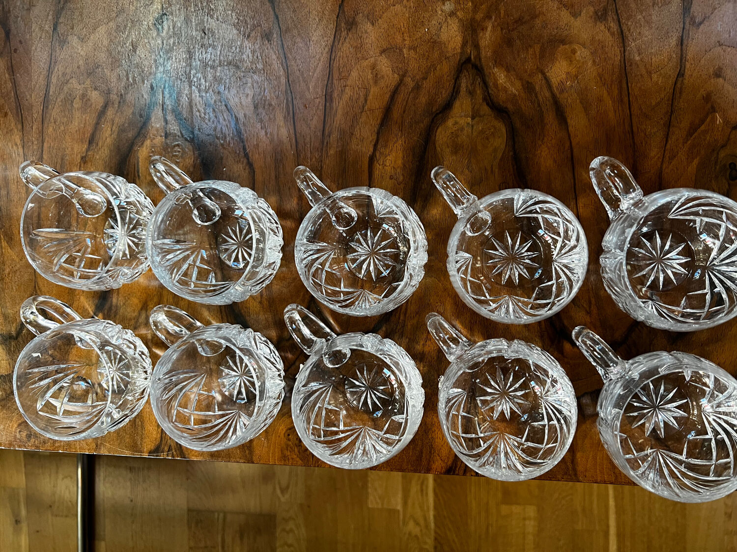 Crystal punch service