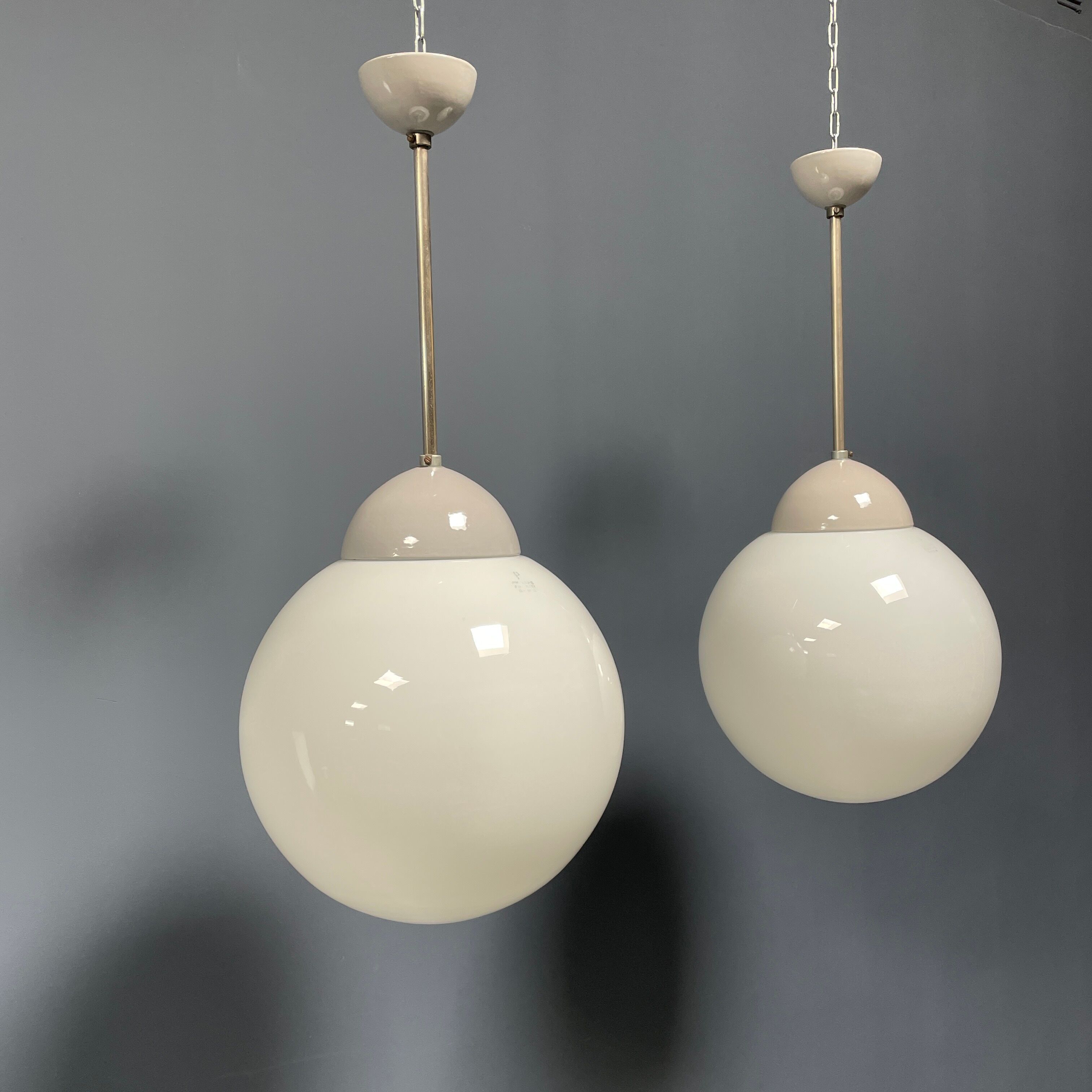 Ensemble de deux suspensions opalines Philips Phililight