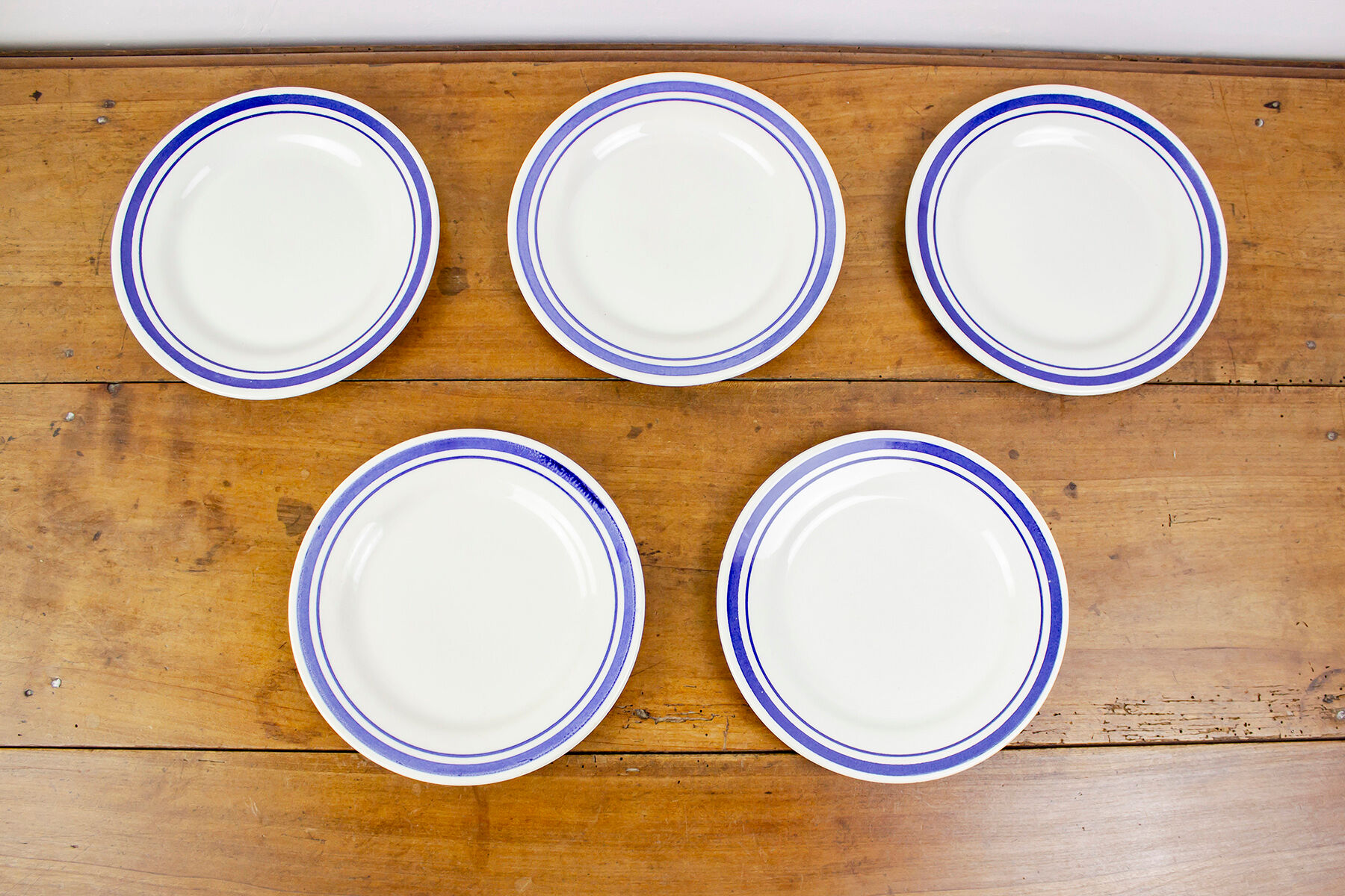 5 assiettes à dessert liseré bleu