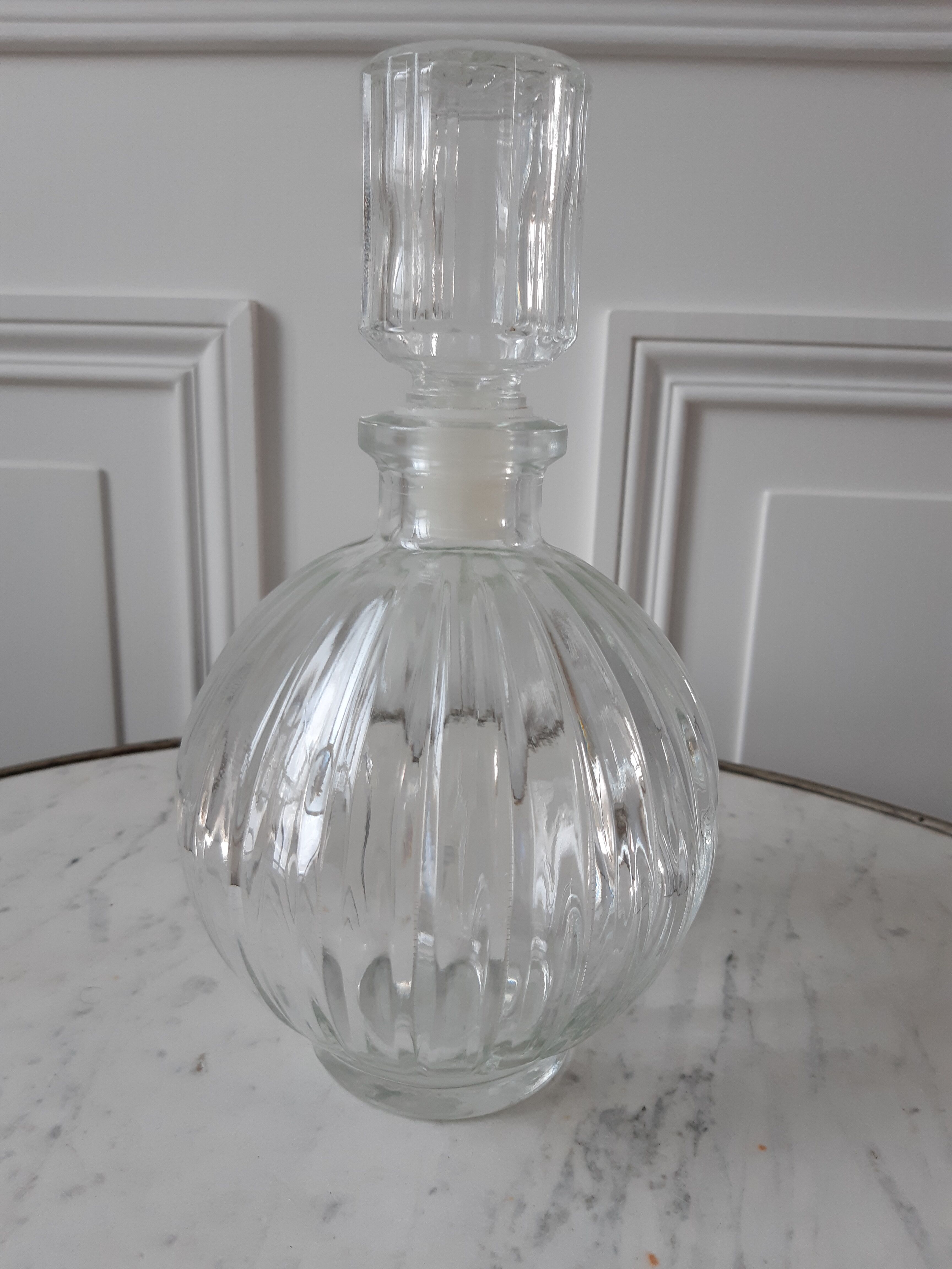 Round decanter 70s