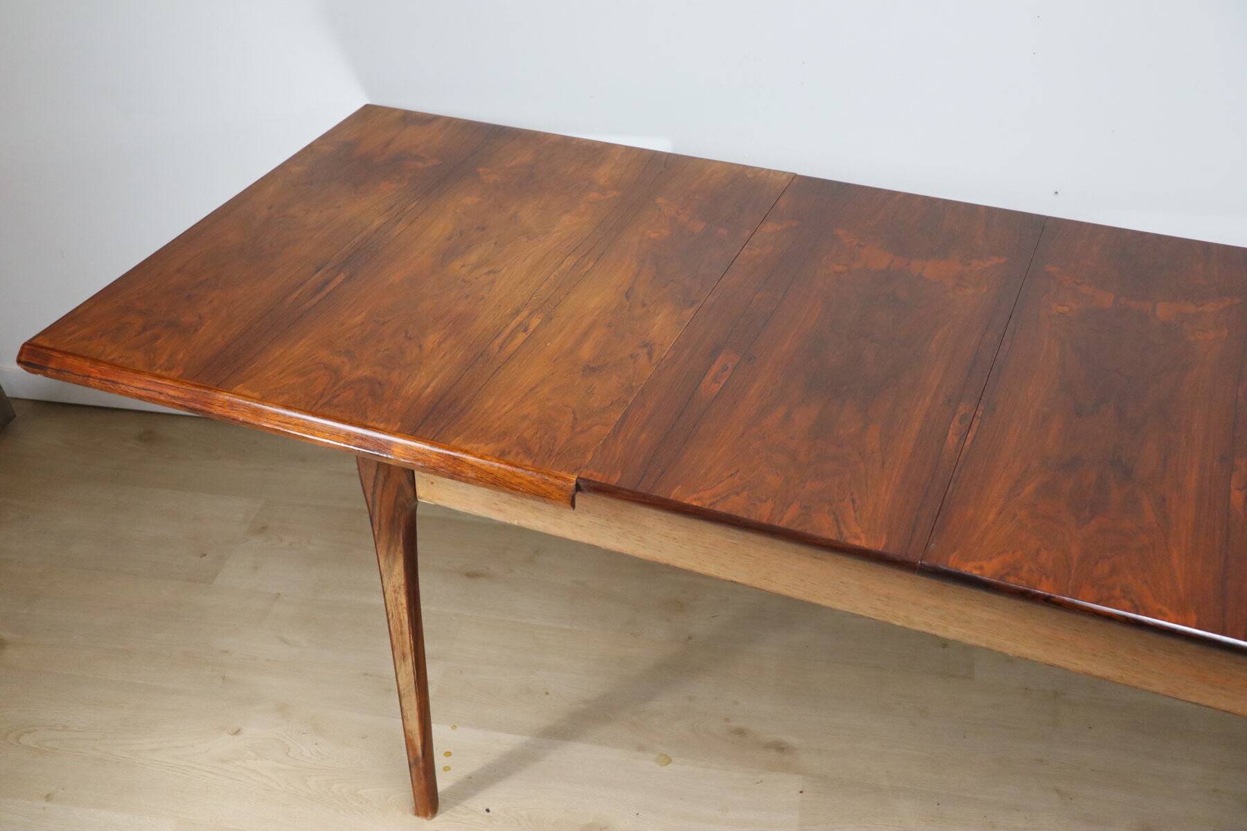 Scandinavian extendable rosewood dining table, 1960s