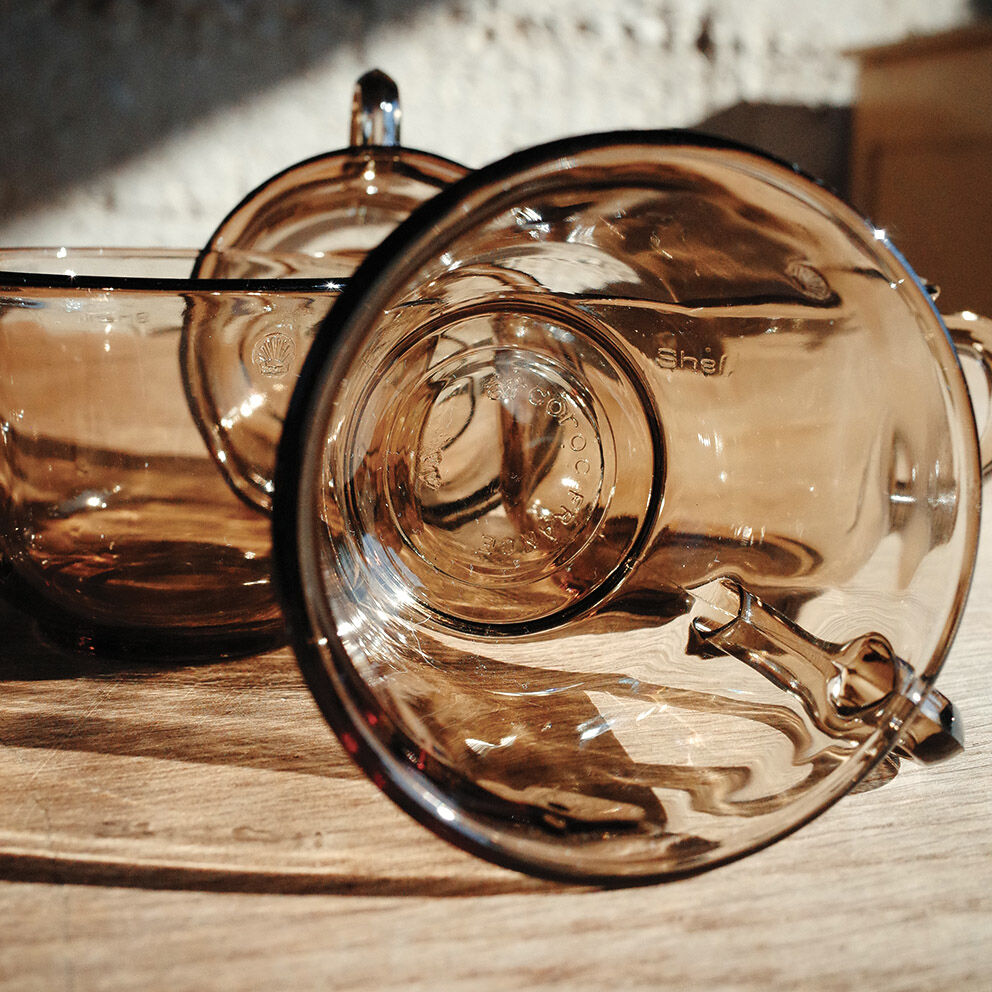 Shell arcoroc coffee cups