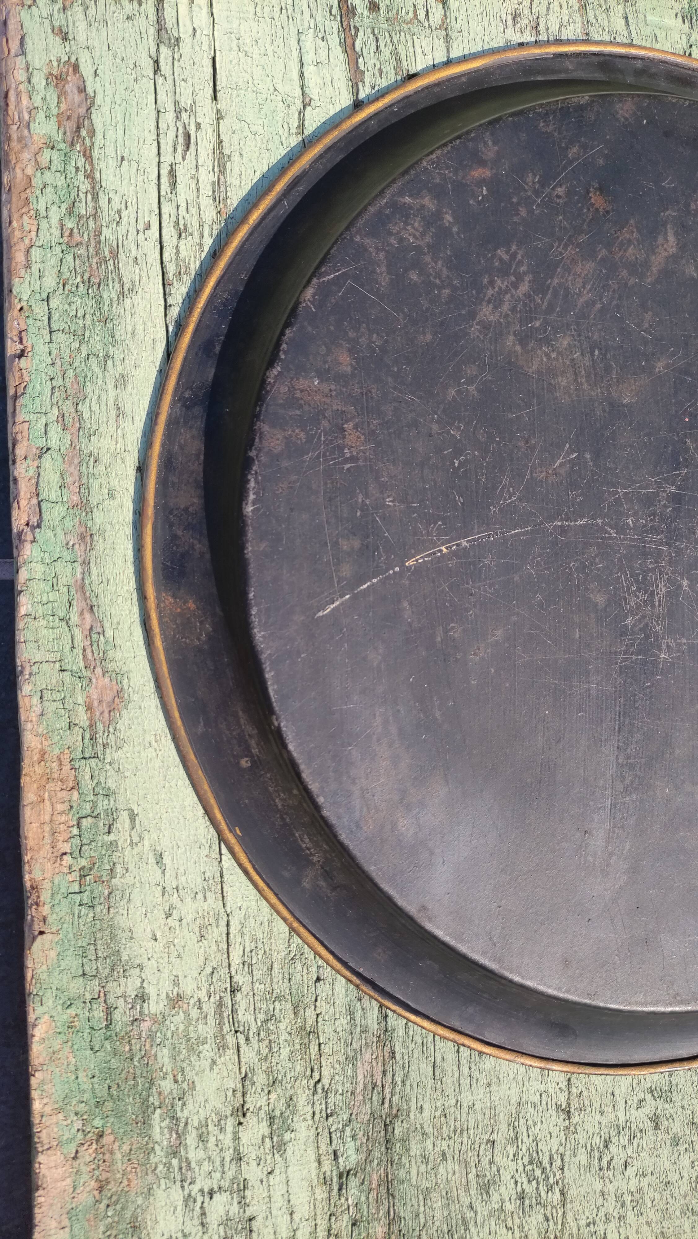 Large plate in painted sheet metal Napoleon III
