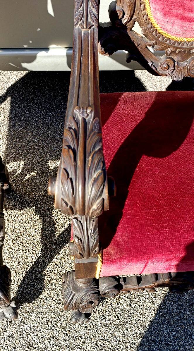 Pair of antique armchairs, carved in walnut