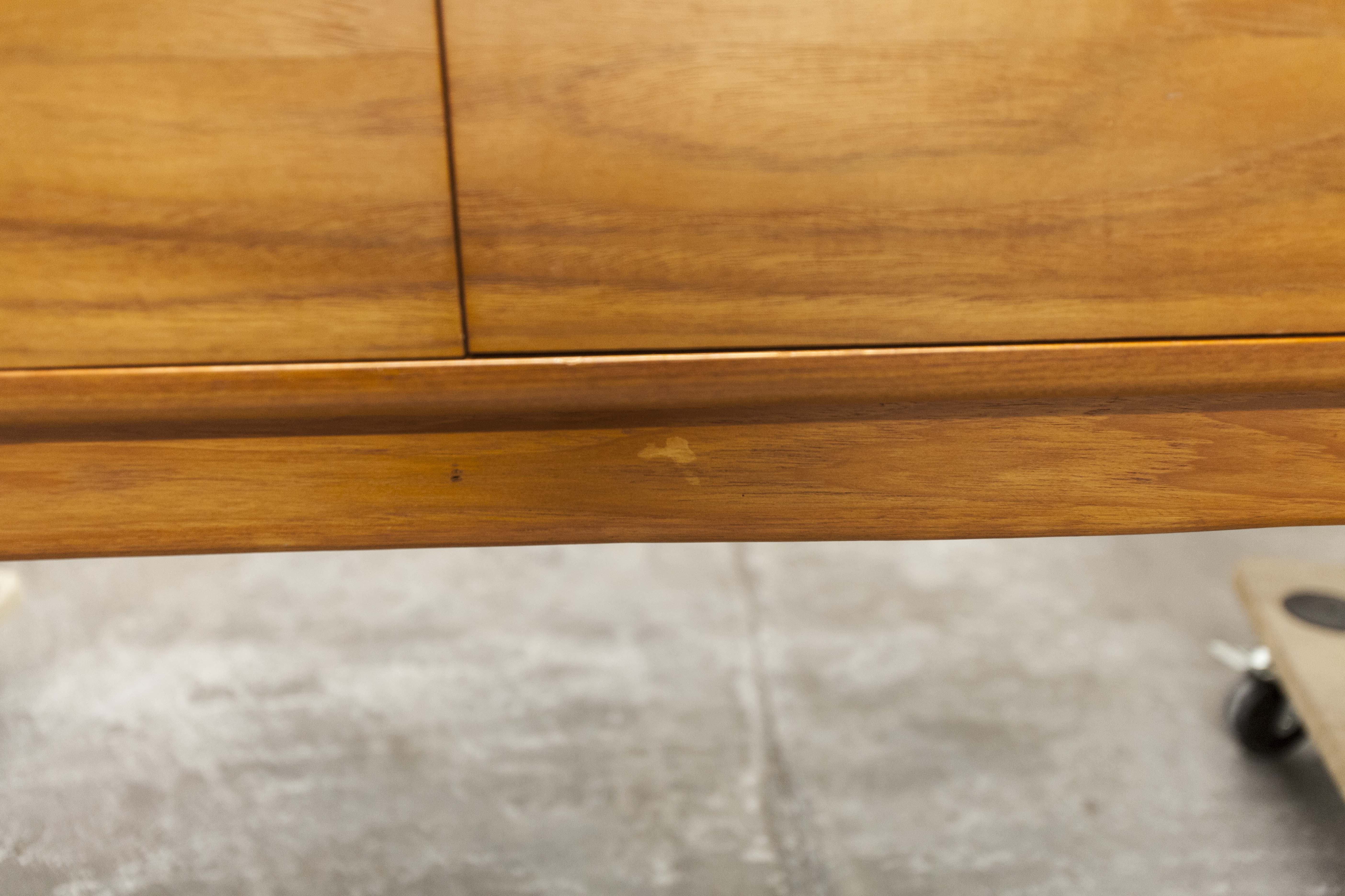 Scandinavian high enfilade 1960 solid teak