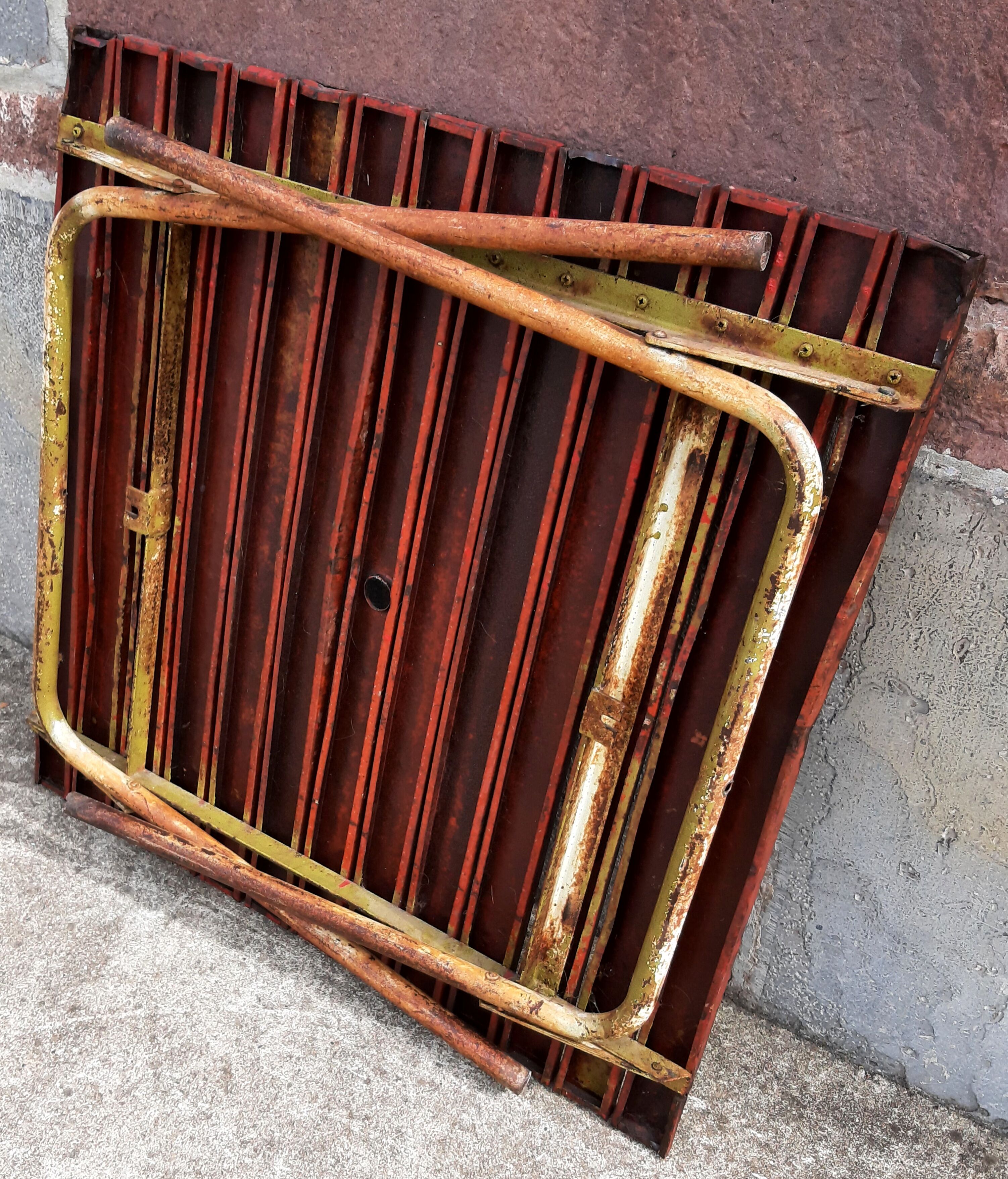 1960s folding garden table