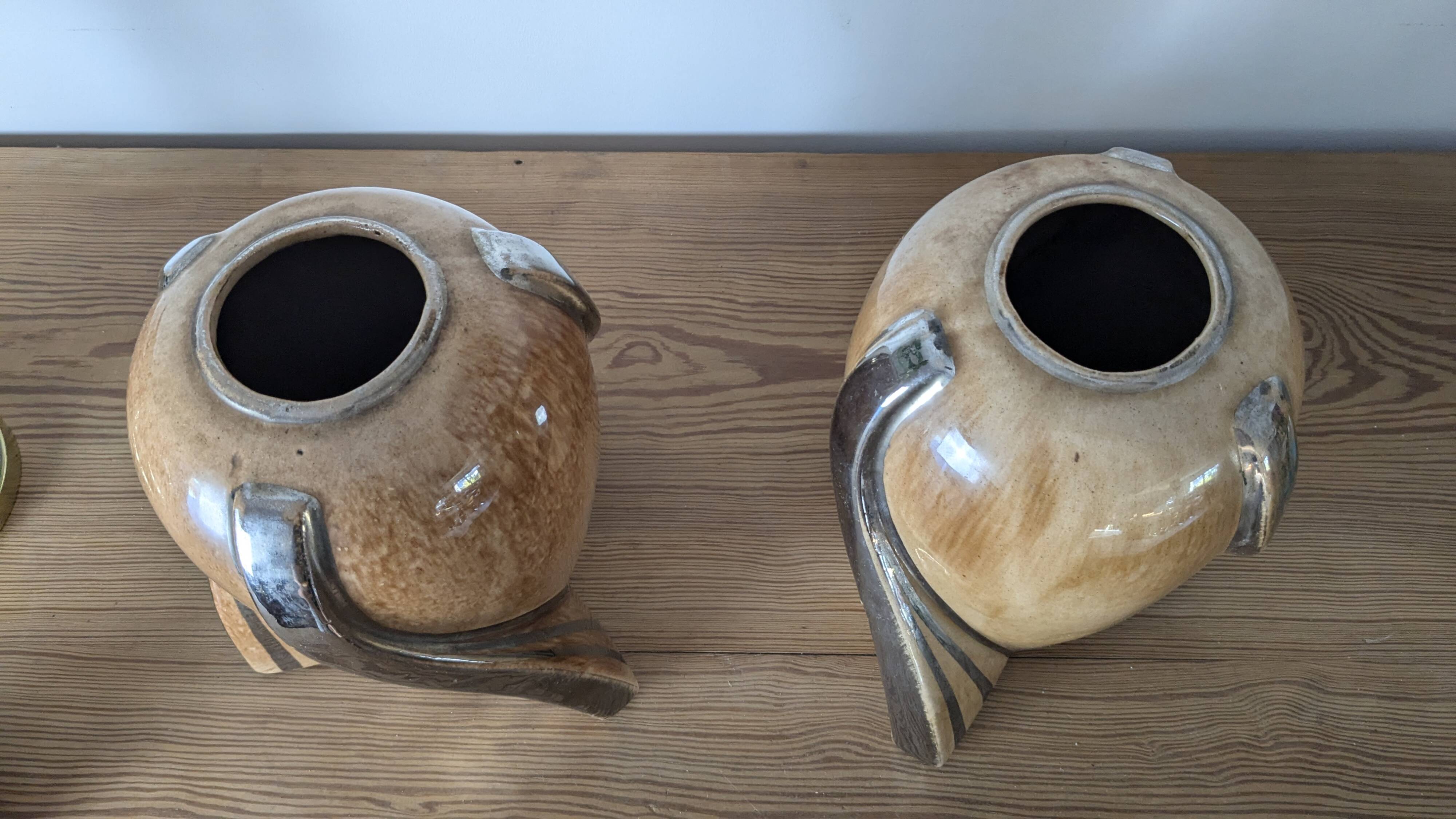 Paire de vases en céramique vintages