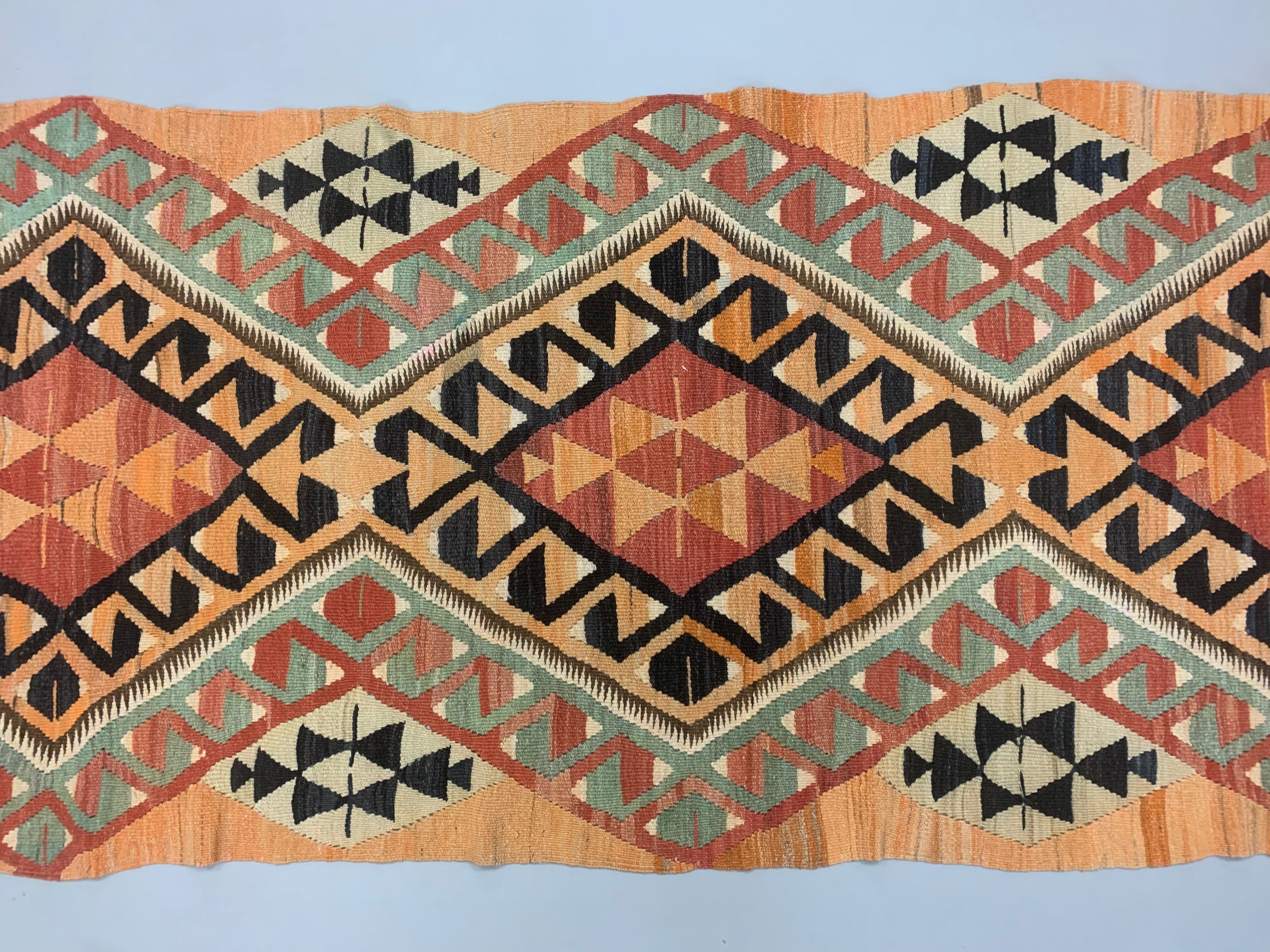 Old Turkish narrow Kilim Runner 288x102 cm, shabby chic, vintage decor kelim rug