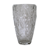 Vase ancien moulé et taillé