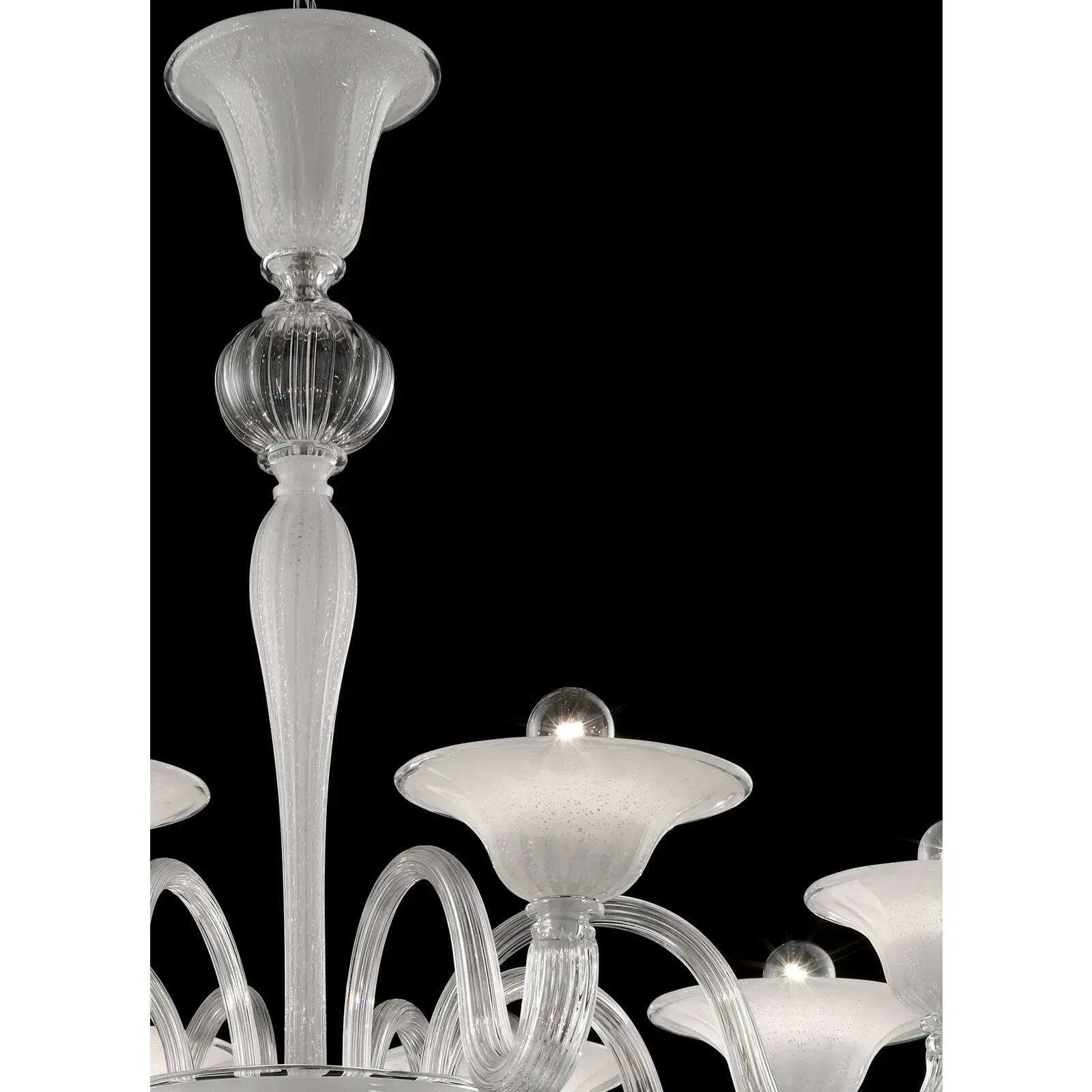 Modern Venetian Murano Glass Chandelier in Transparent and White Tones