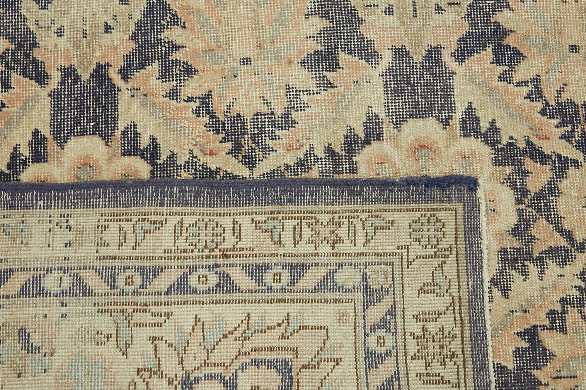 1980s 277 cm x 393 cm beige wool carpet