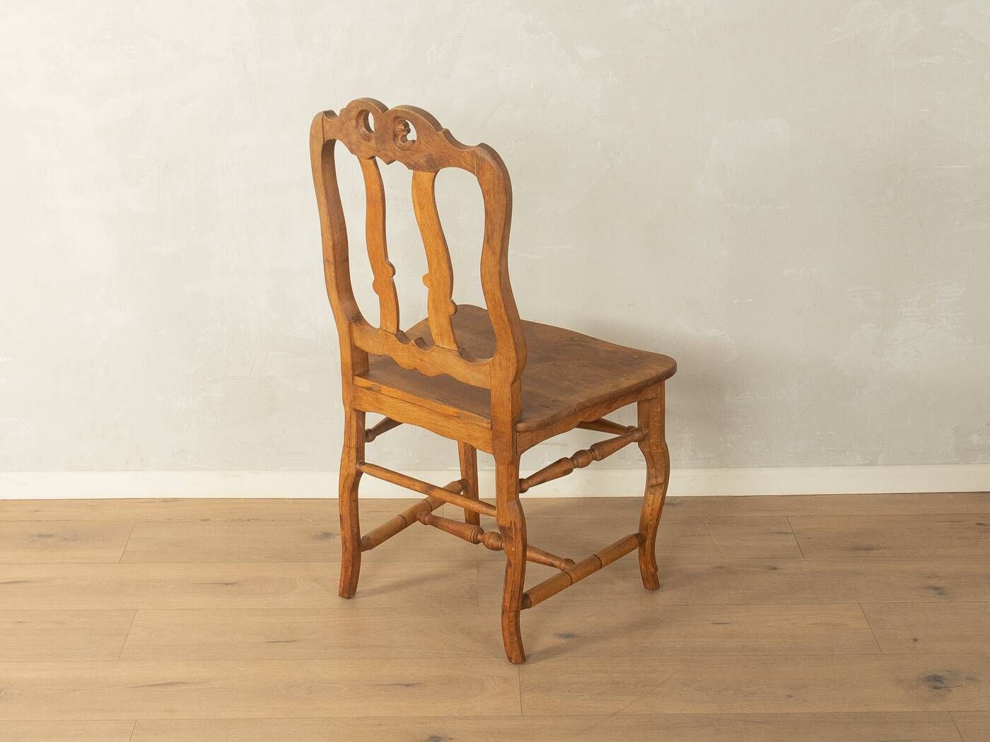 Ensemble de sièges antiques