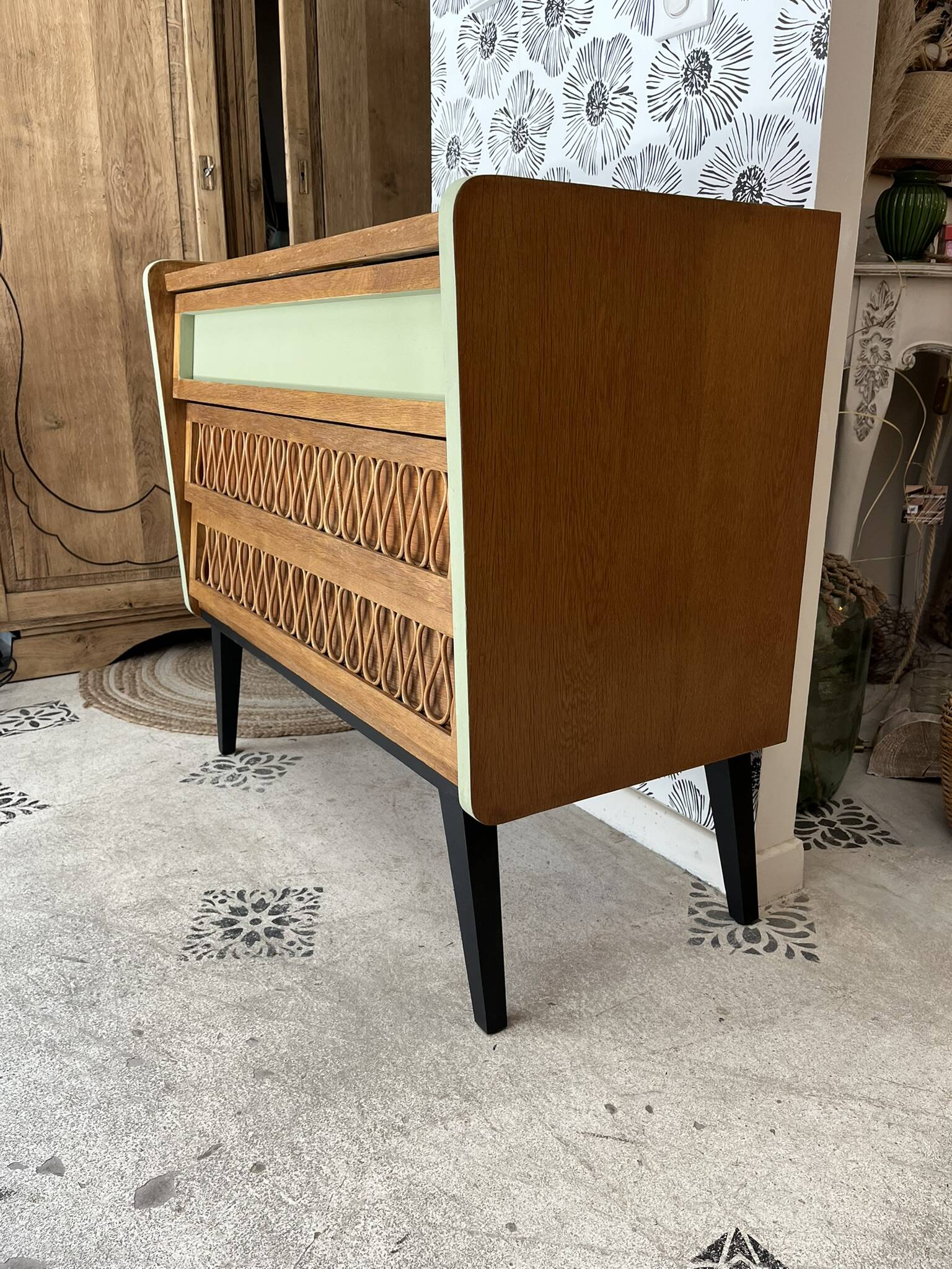 Commode en bois de style scandinave, années 50-70