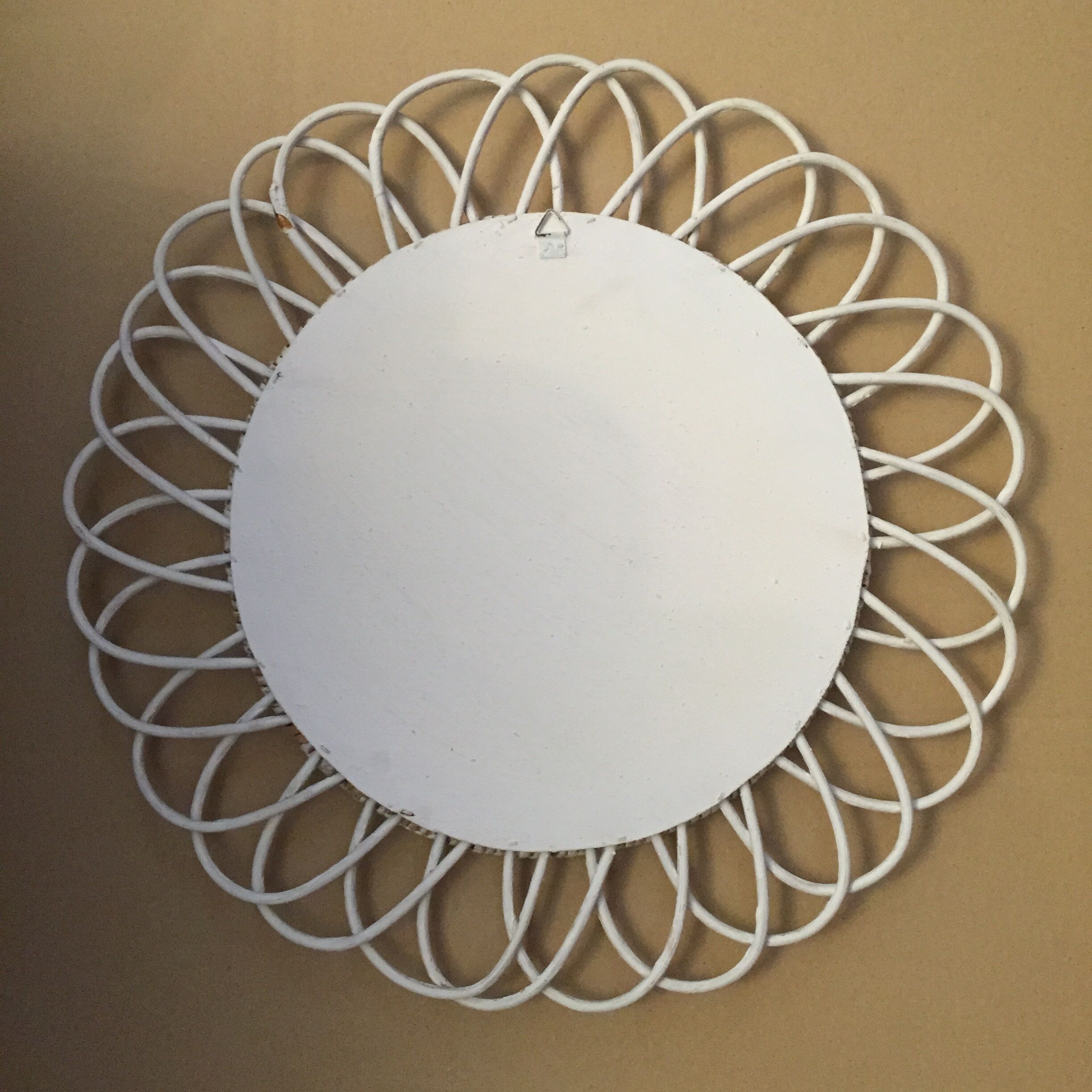 Rattan mirror 41 cm in diameter