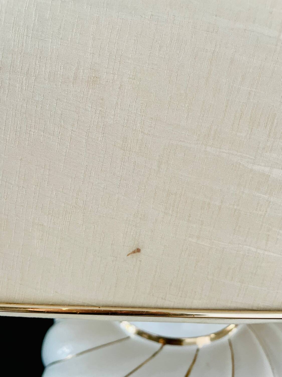 Vintage white and gold table lamp