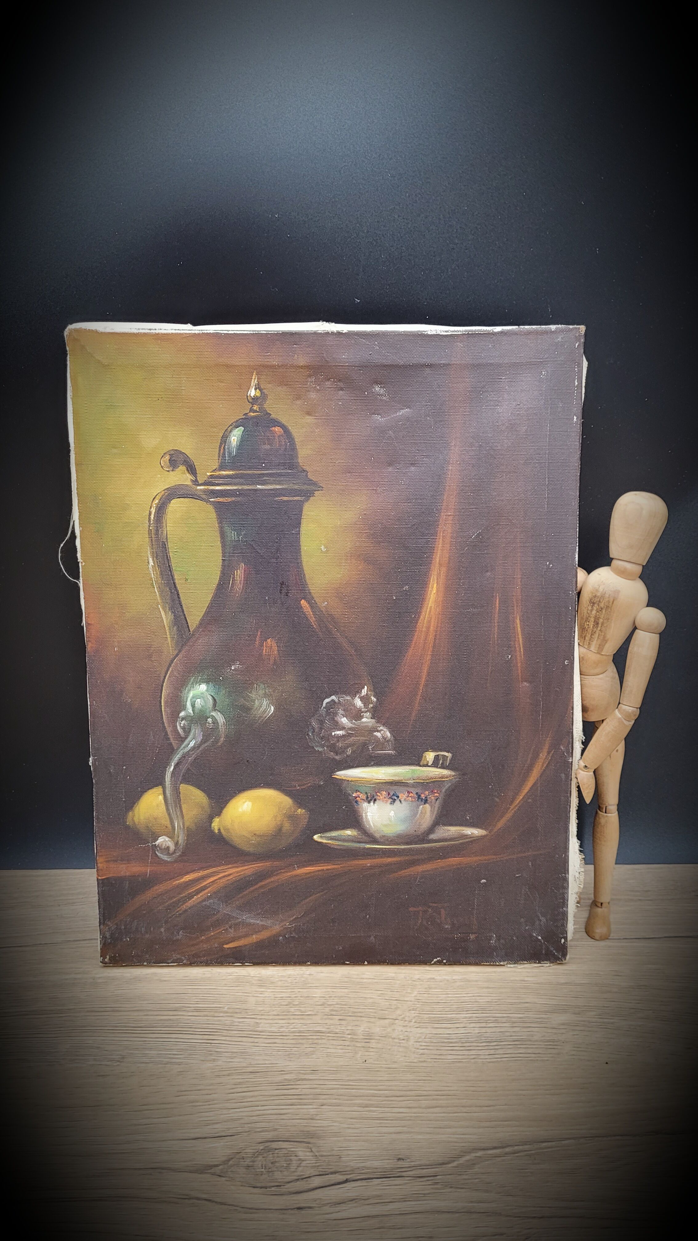 Painting on canvas lemons