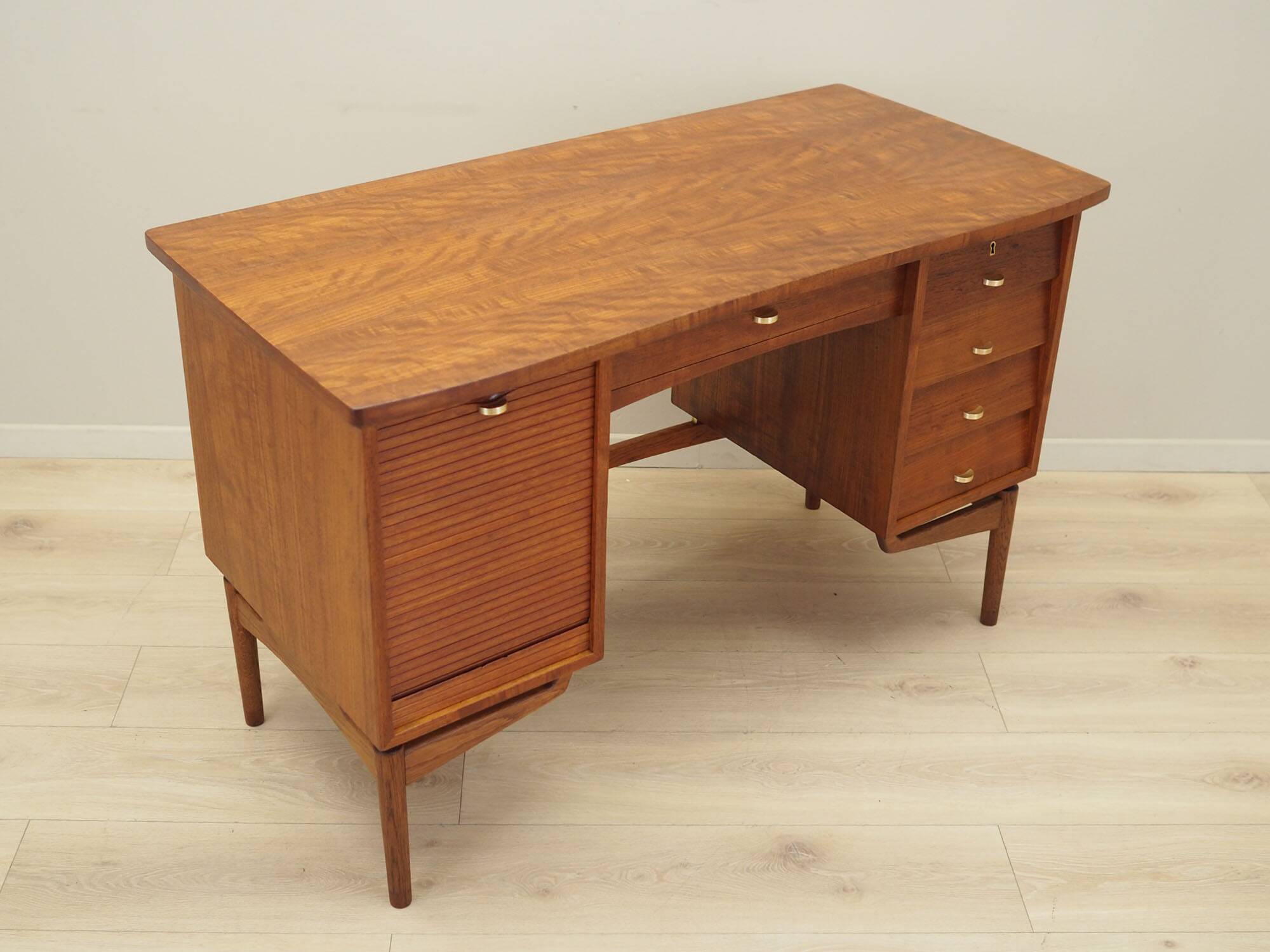 Oak desk, Danish design, 1960s, production: Denmark