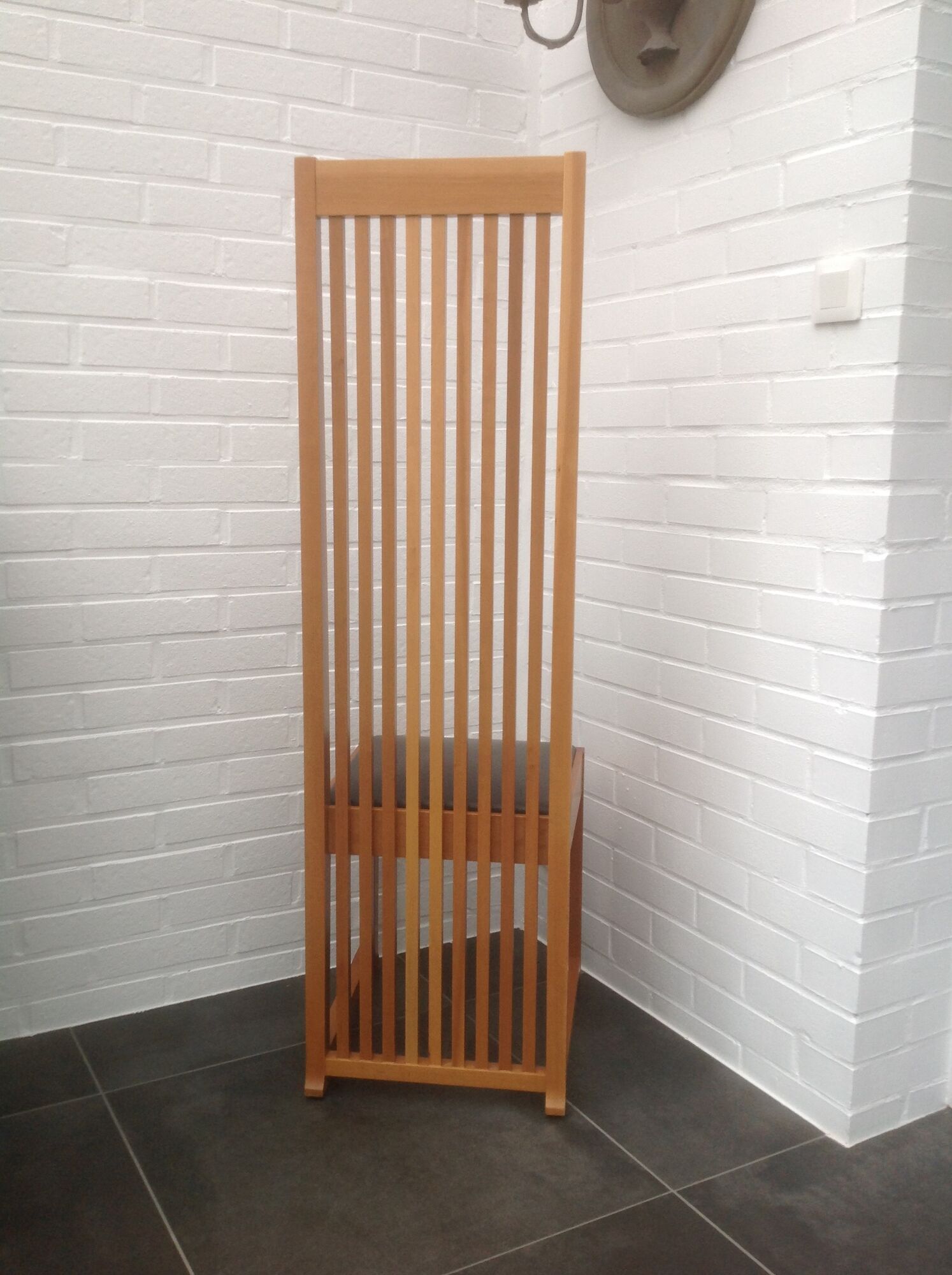 Lot de 4 chaises modèle Robie 1 de Frank Lloyd Wright pour Cassina 1990