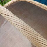 Wicker pastry basket