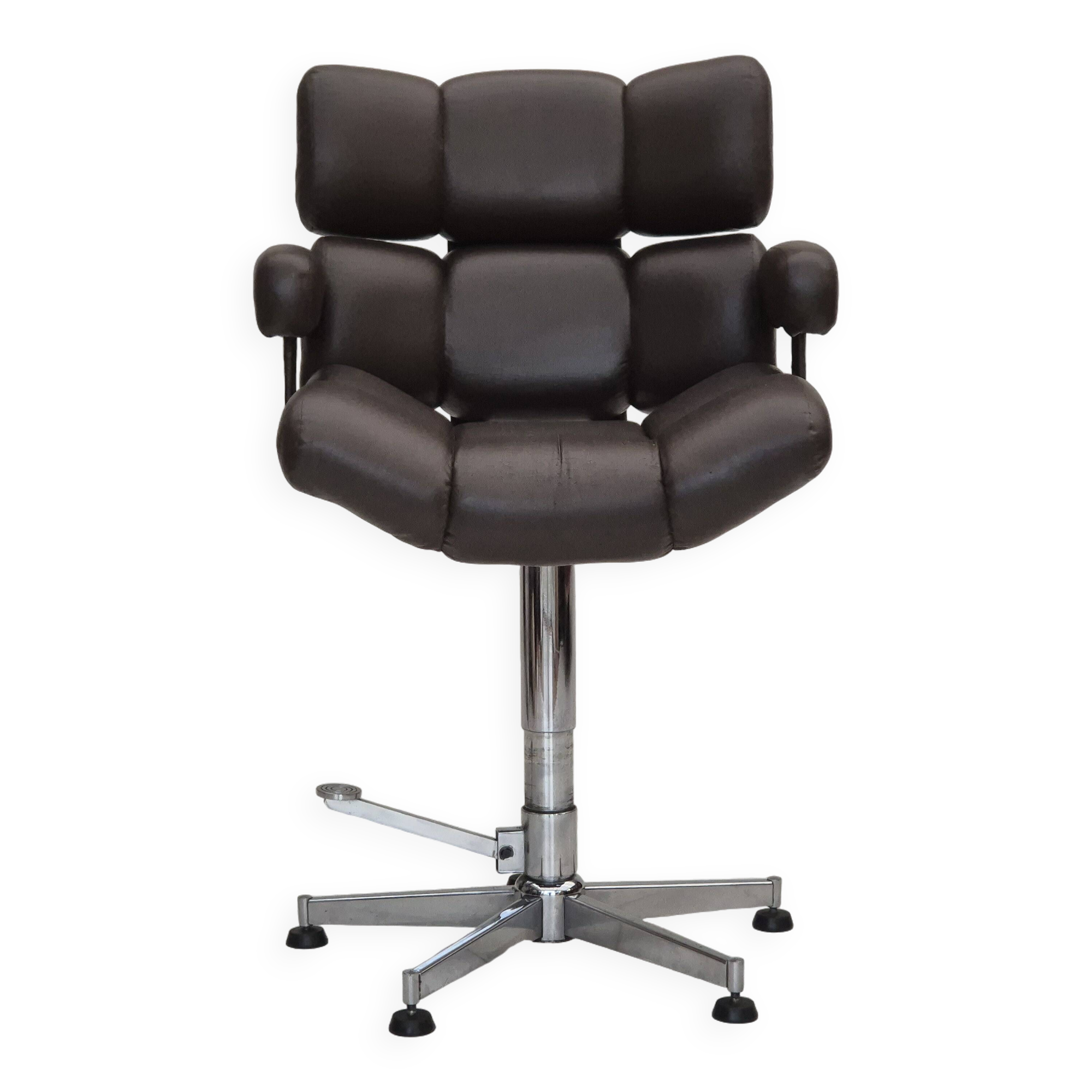 1970s, Scandinavian swivel chair, original condition, artificial leather, chrome steel.