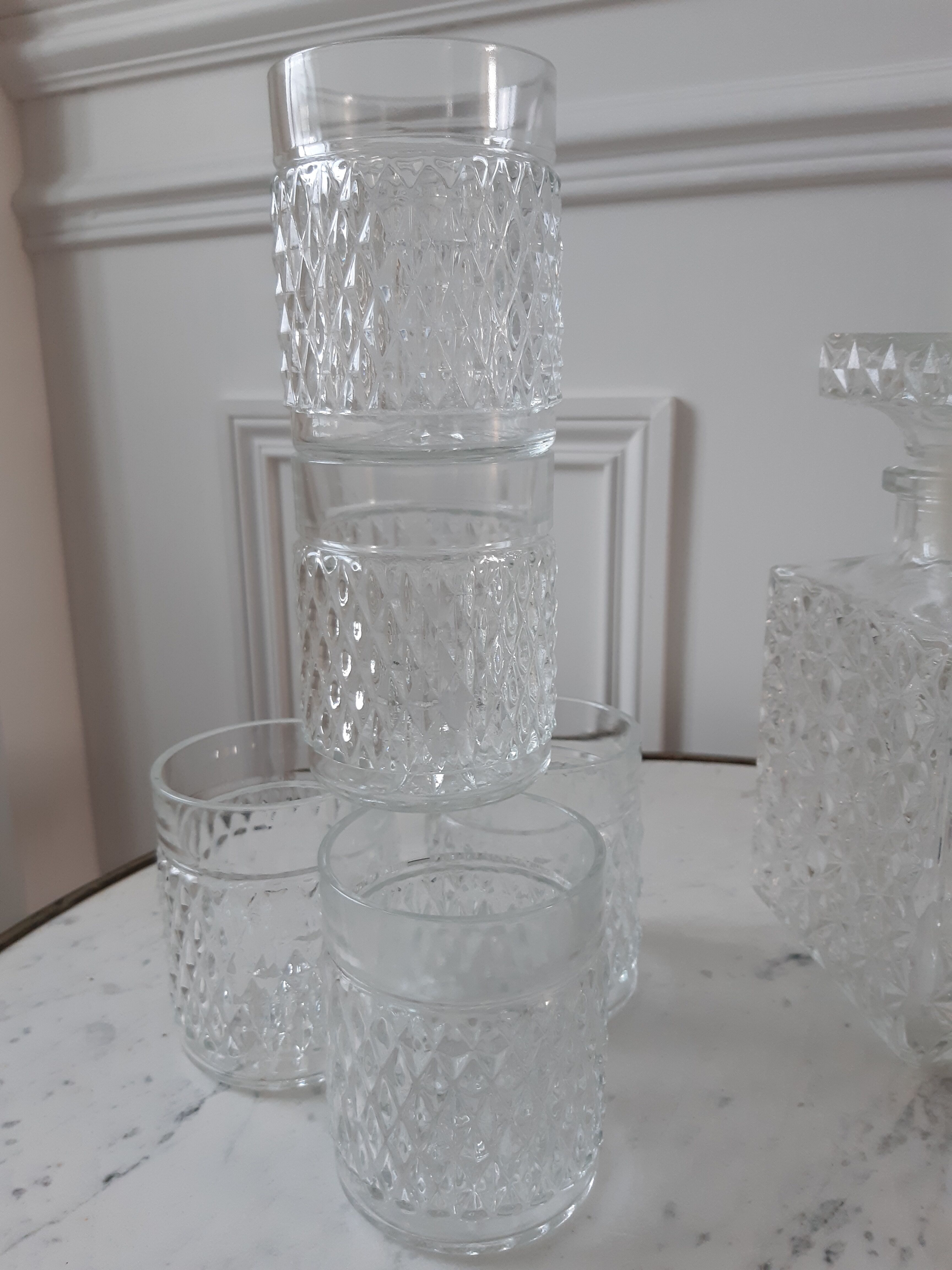Lot de carafe et ses 5 verres à whisky années 70