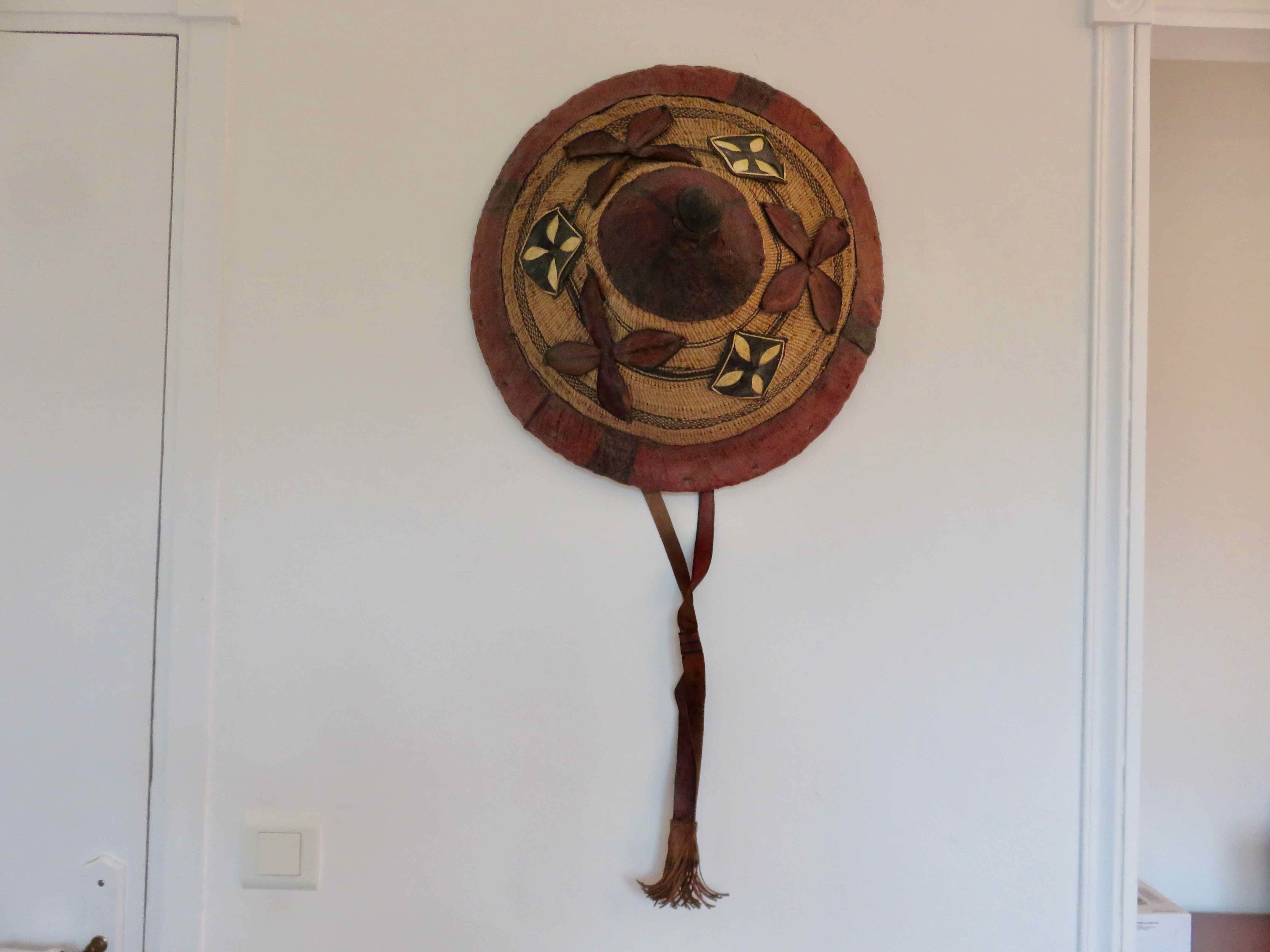African hat "Fulani" in leather and braided rope 1900s