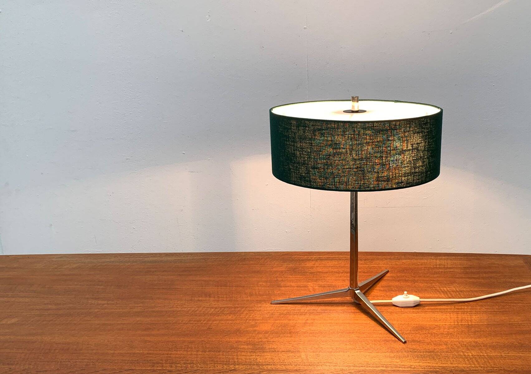Mid-century minimalist tripod table lamp by Kaiser Leuchten, 1960s.