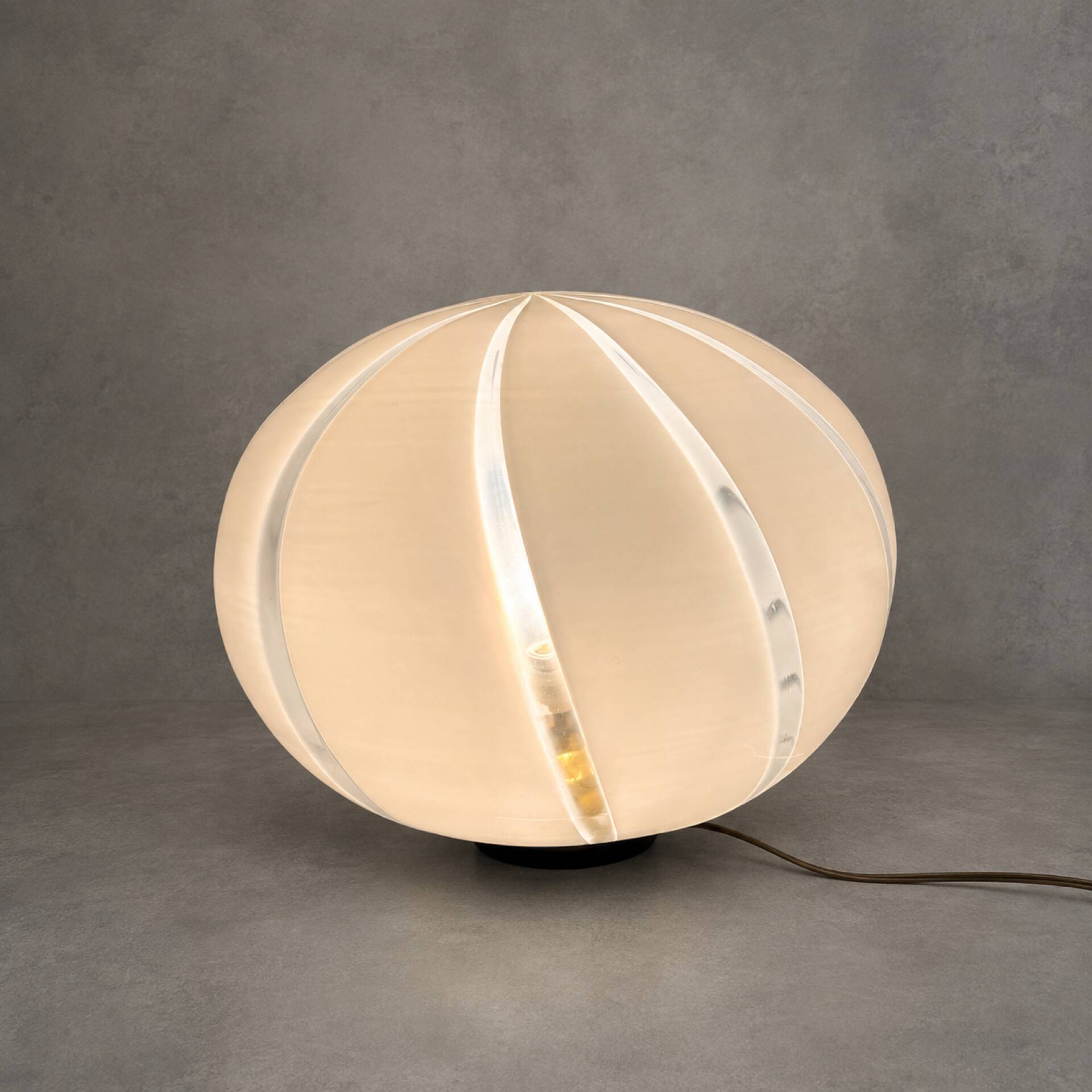 Vintage table lamp in blown glass – Organic design