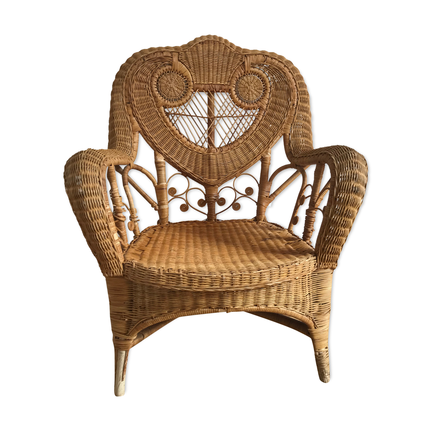 Peacock rattan chair