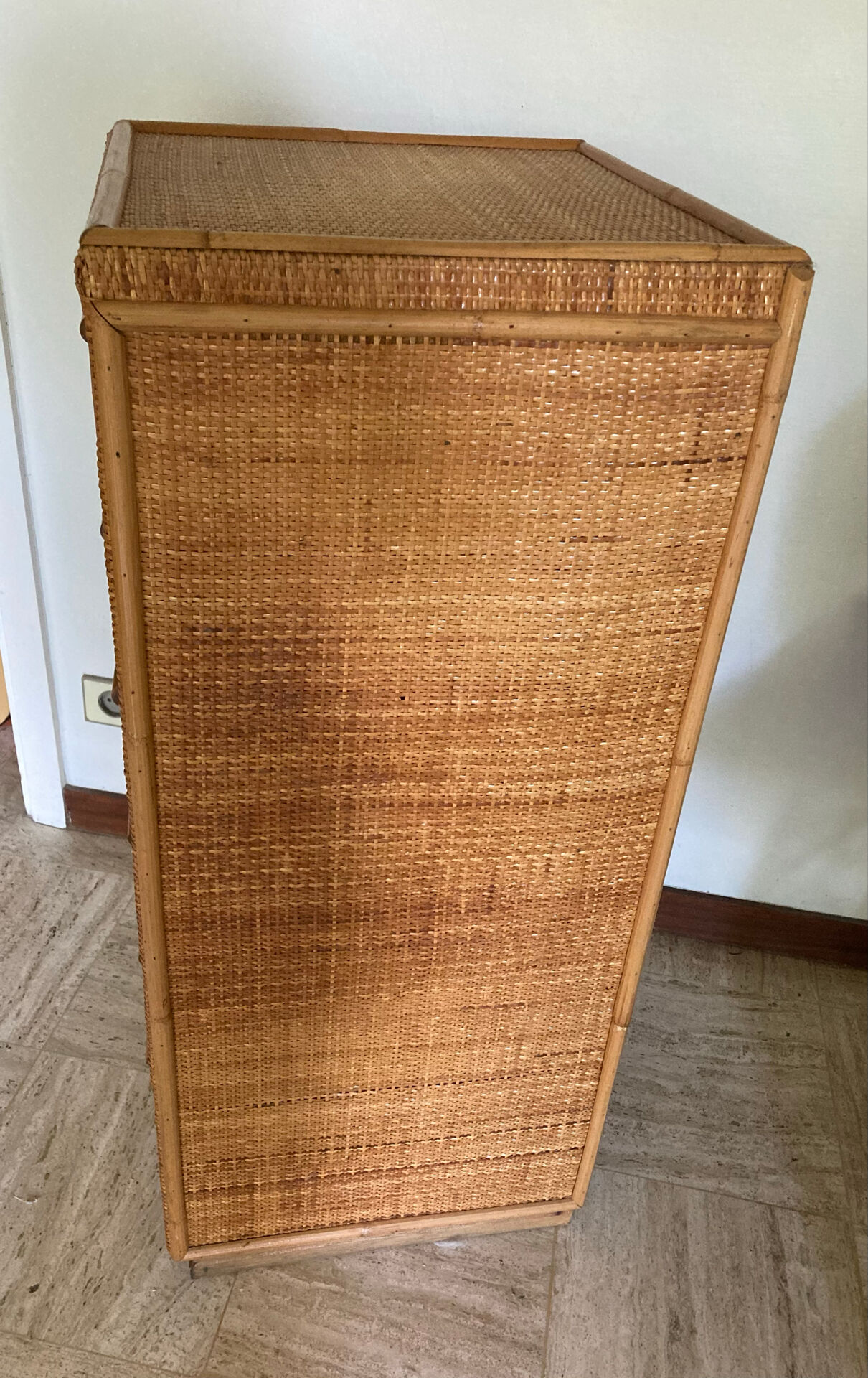 Vintage rattan chest of drawers with 6 drawers
