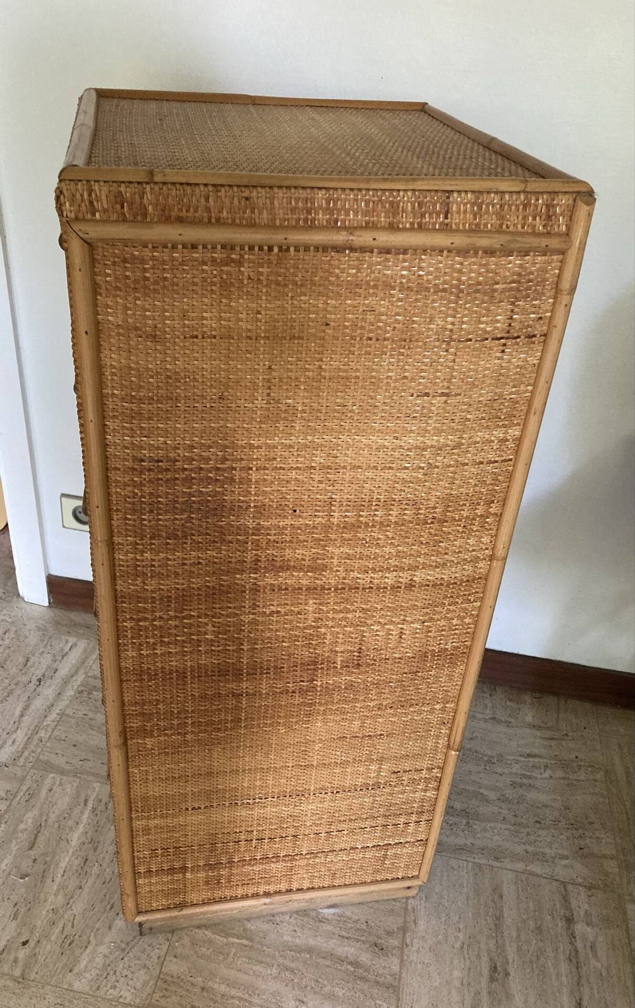Vintage rattan chest of drawers with 6 drawers