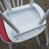 Set of 4 Scandinavian style chairs from the 50s in white lacquered wood and red skaï patties
