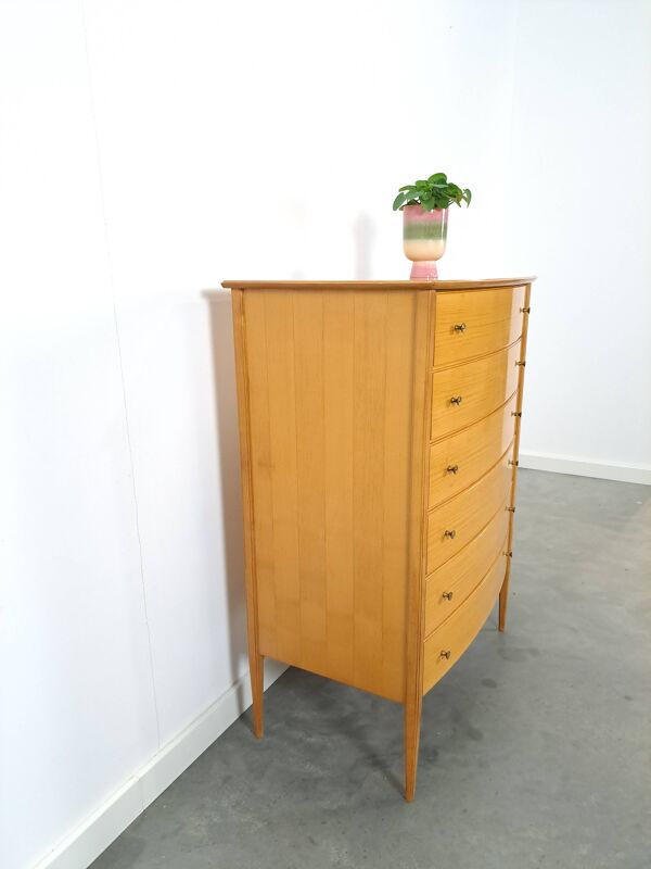 Buffet bas de milieu du siècle avec 6 tiroirs.