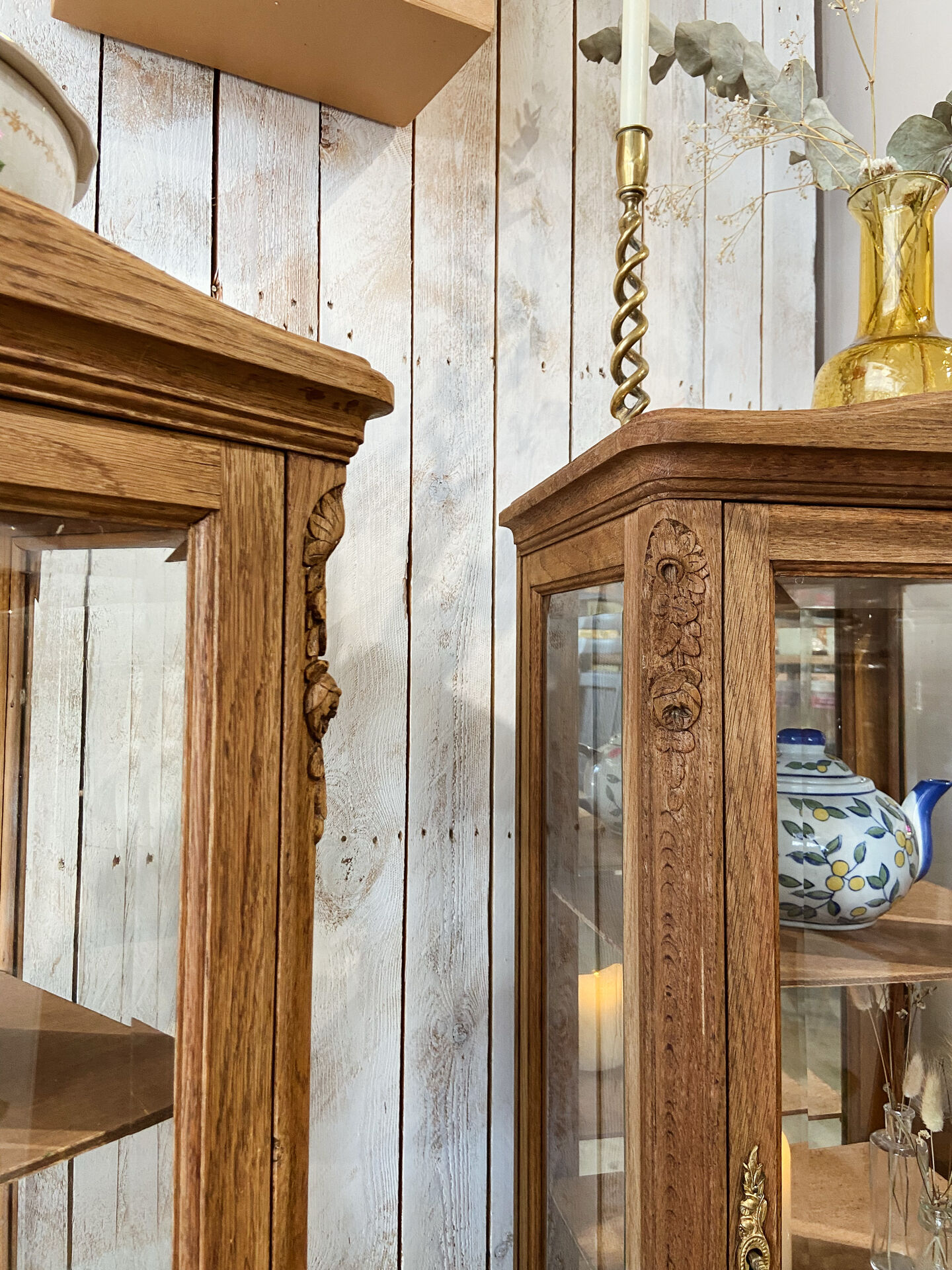 Lot de 2 Vitrines art déco bois massif