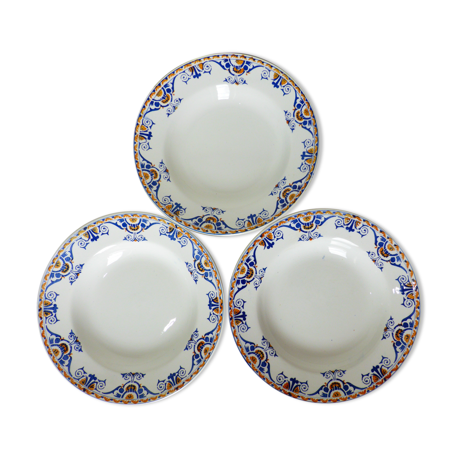 3 vintage soup plates from Moulin des Loups et Hamage, St Gast model 220525